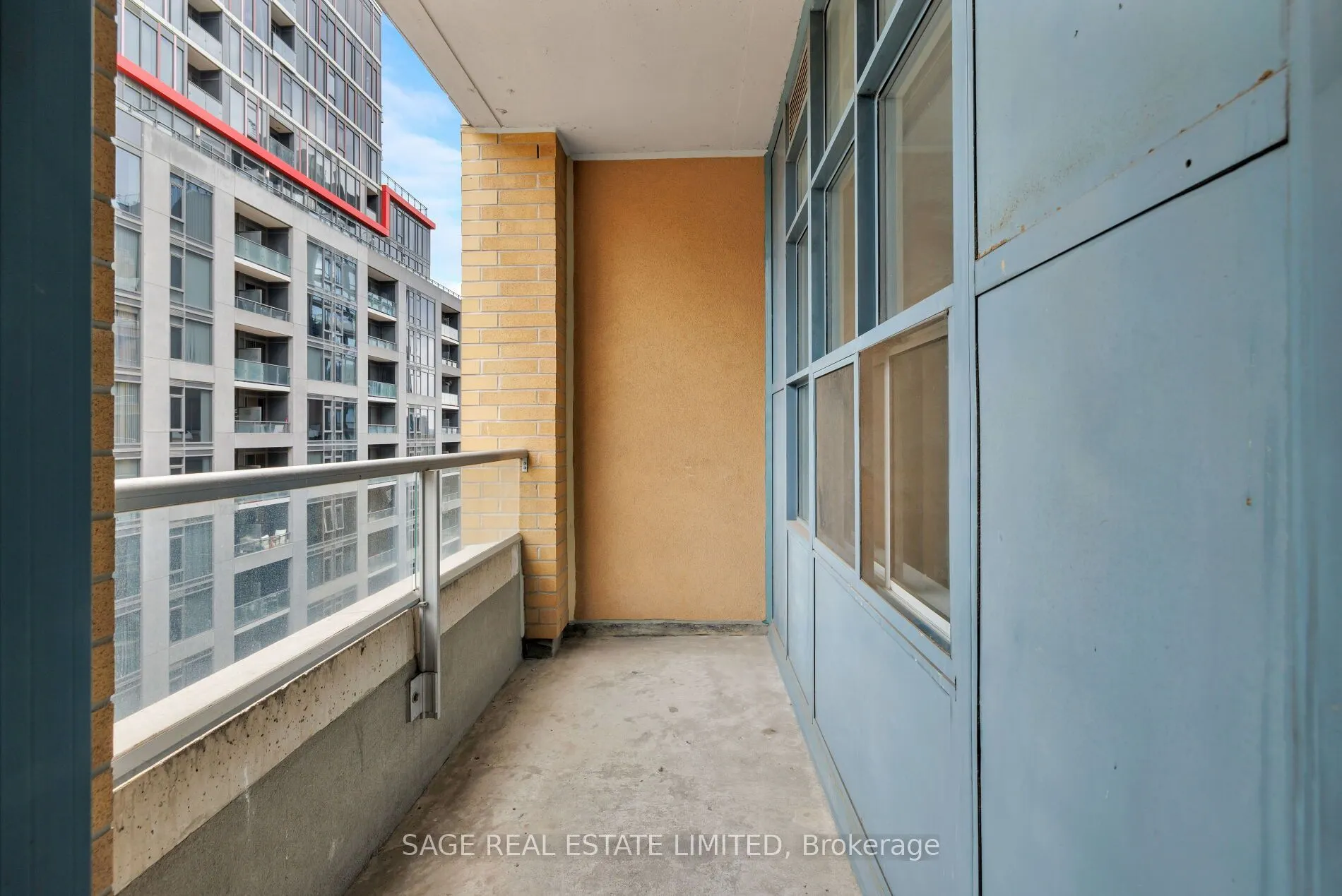 438 Richmond Street W, #816