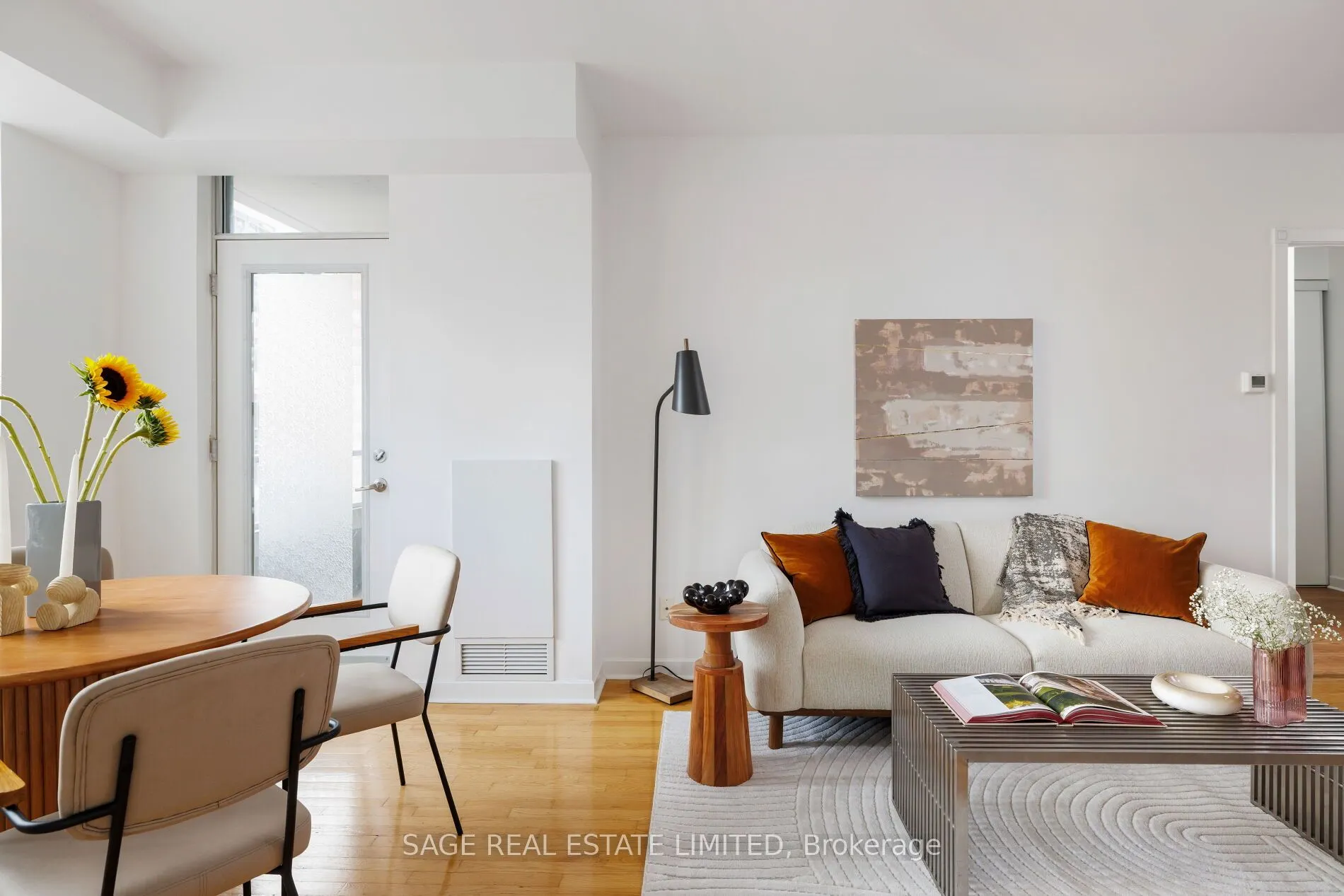 438 Richmond Street W, #816