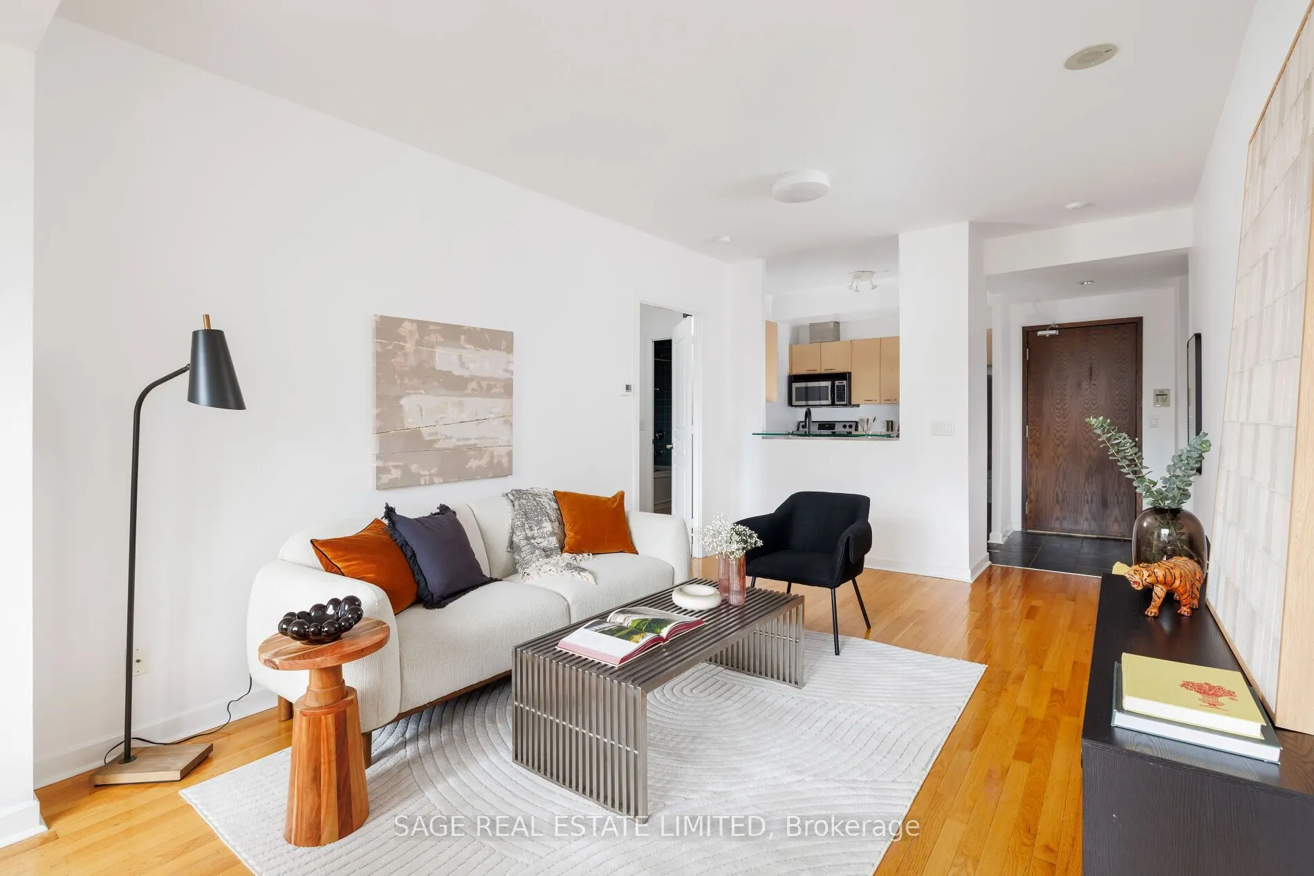 438 Richmond Street W, #816