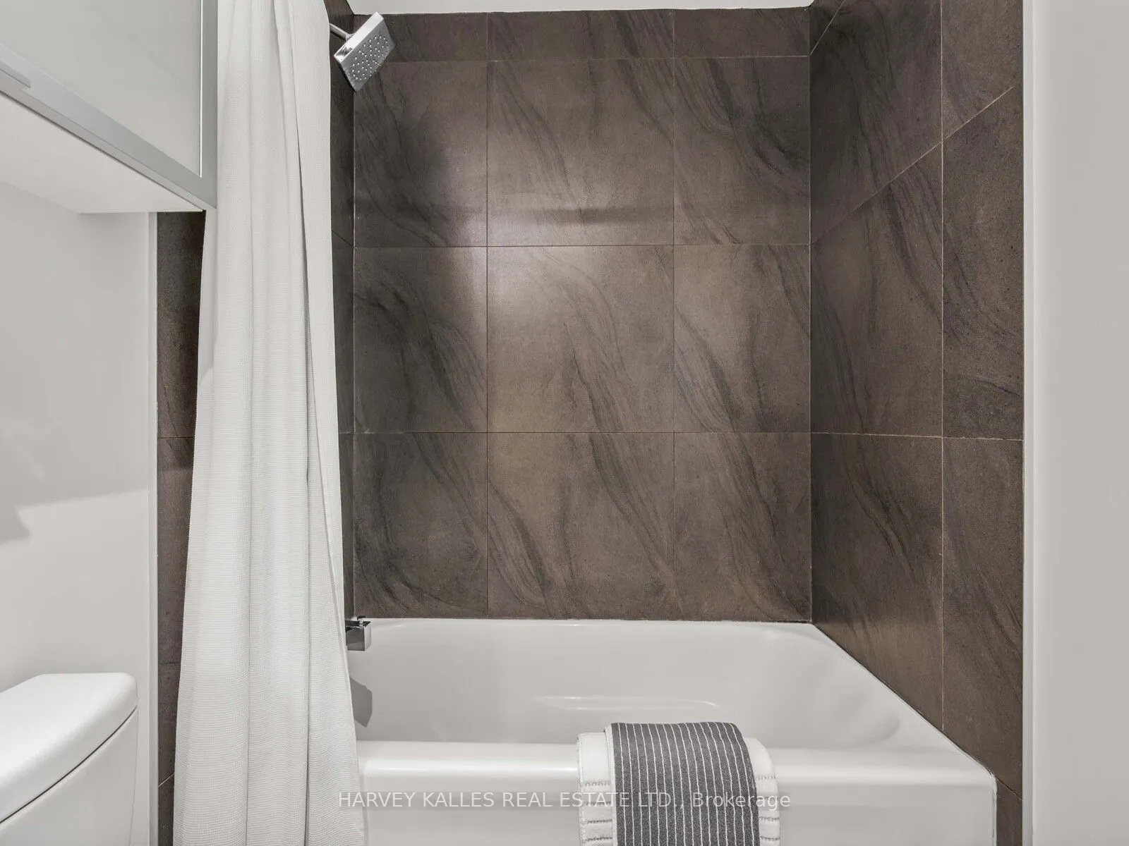 8 Gladstone Avenue, #615