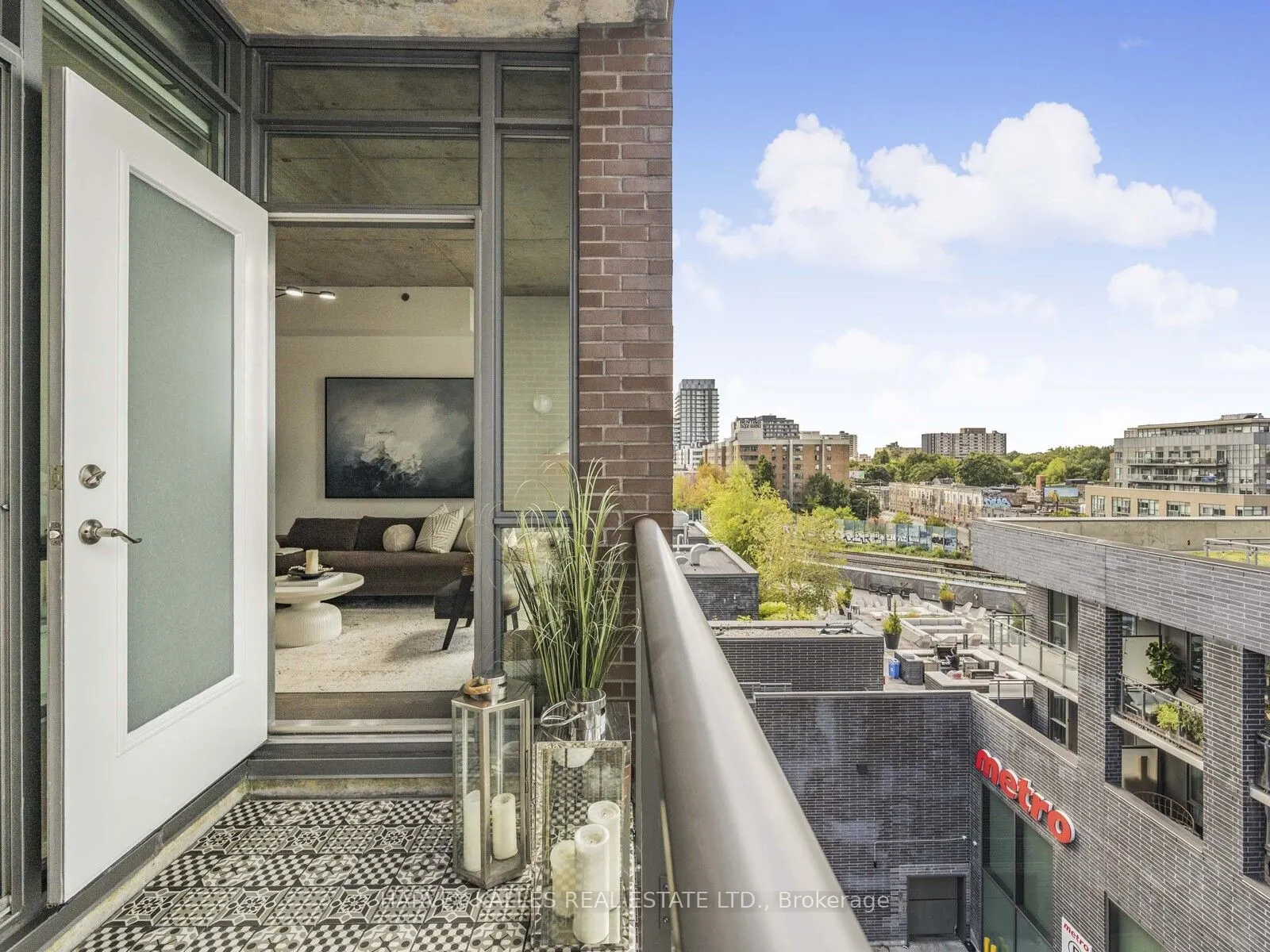 8 Gladstone Avenue, #615