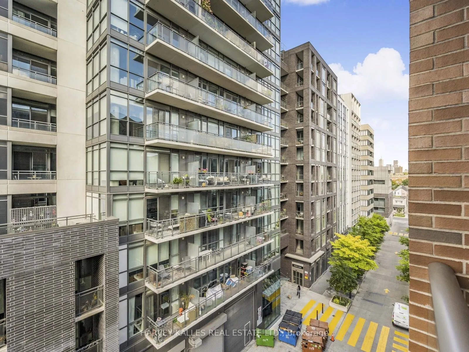 8 Gladstone Avenue, #615
