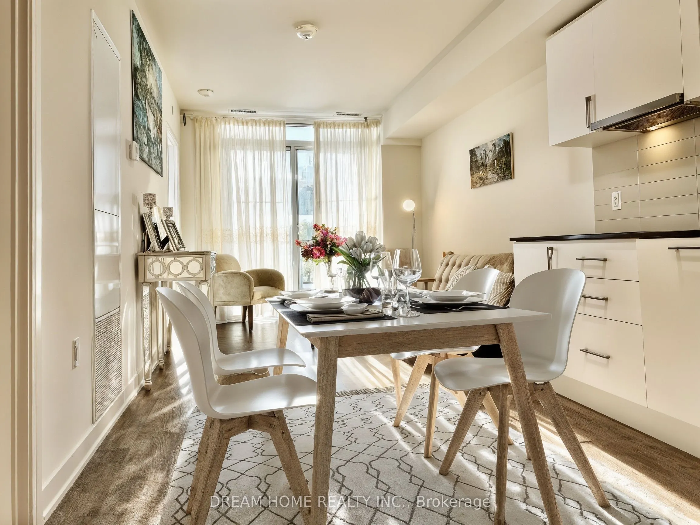 27 Bathurst Street, #617