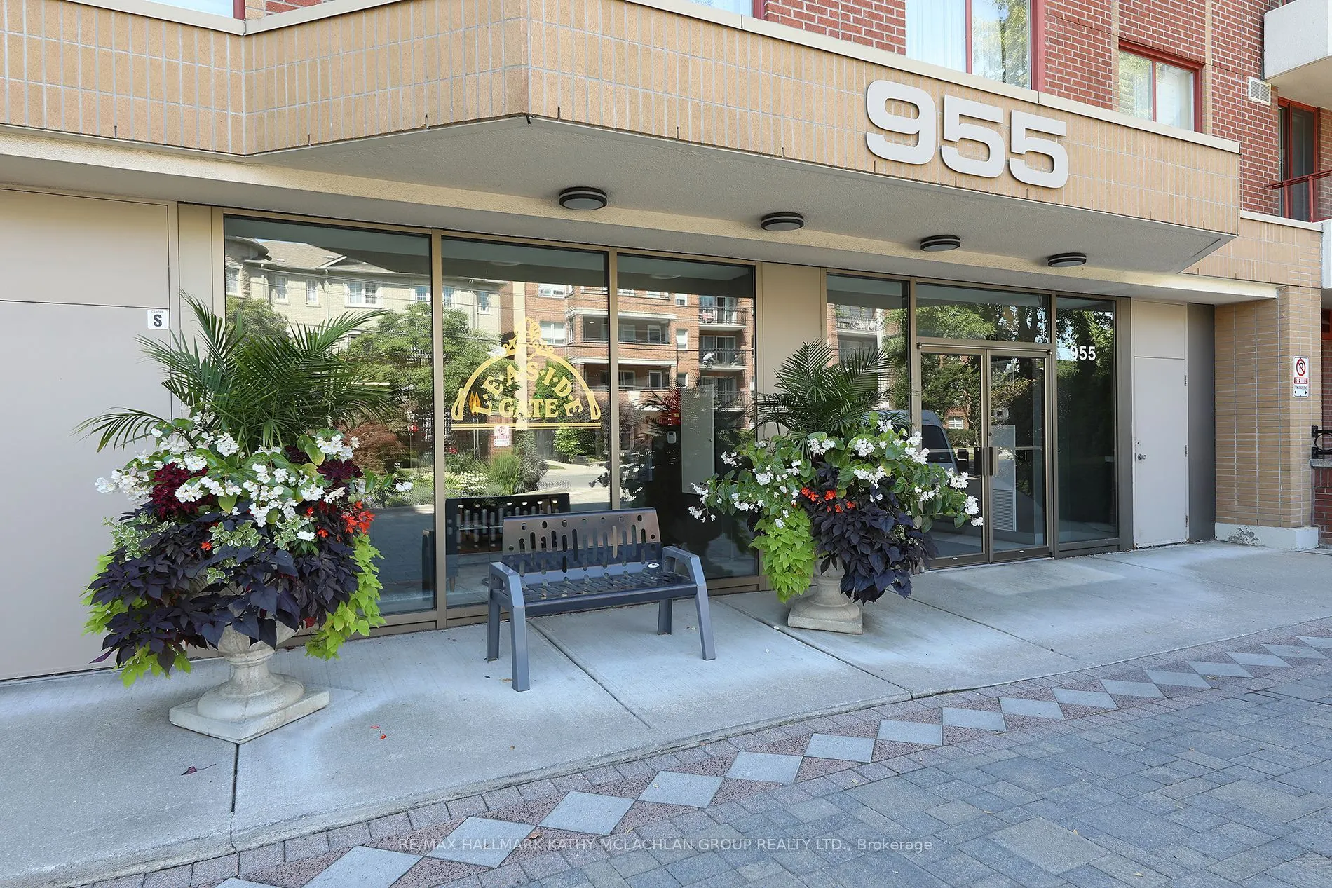 955 Millwood Road, #421