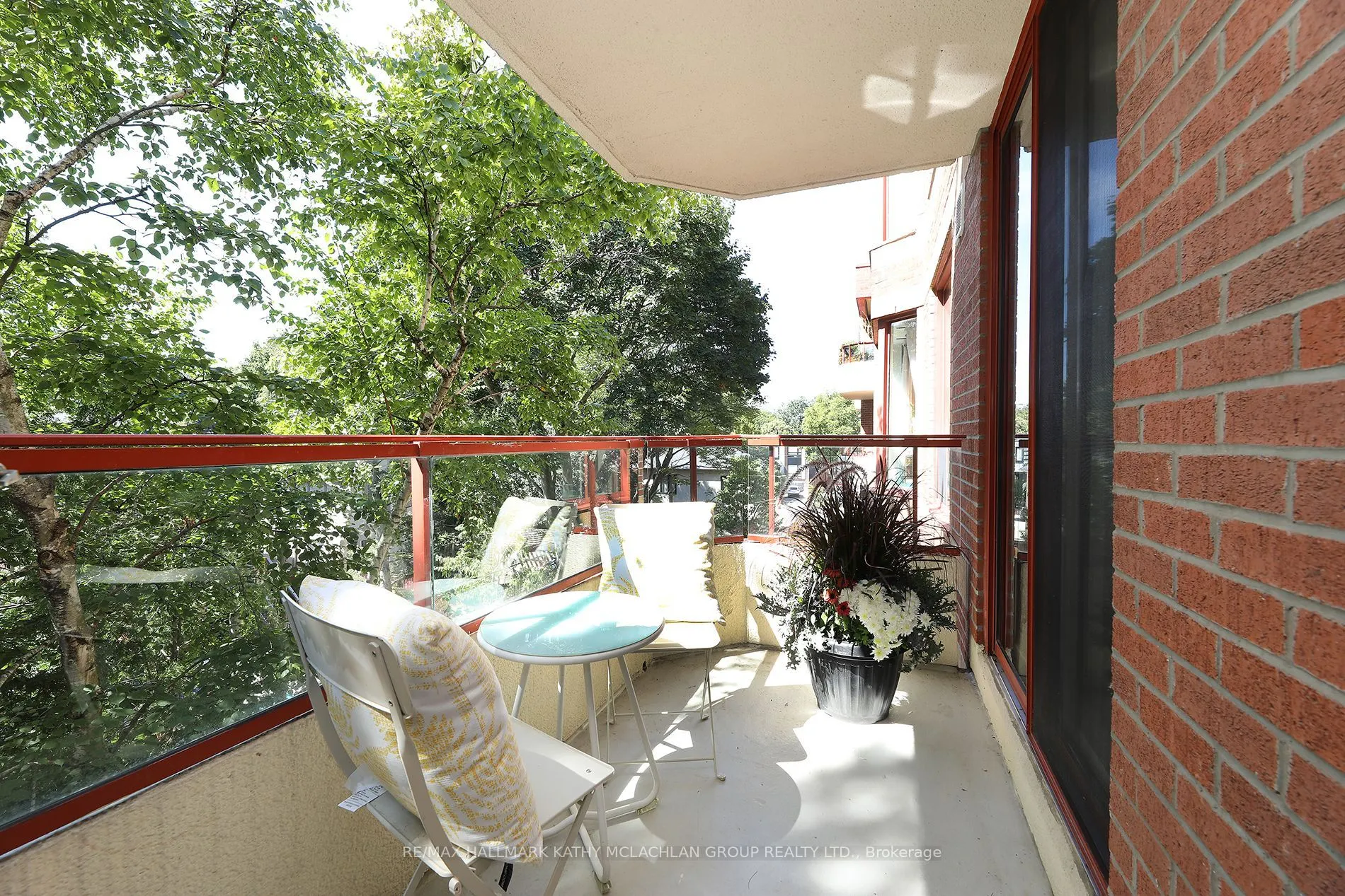 955 Millwood Road, #421