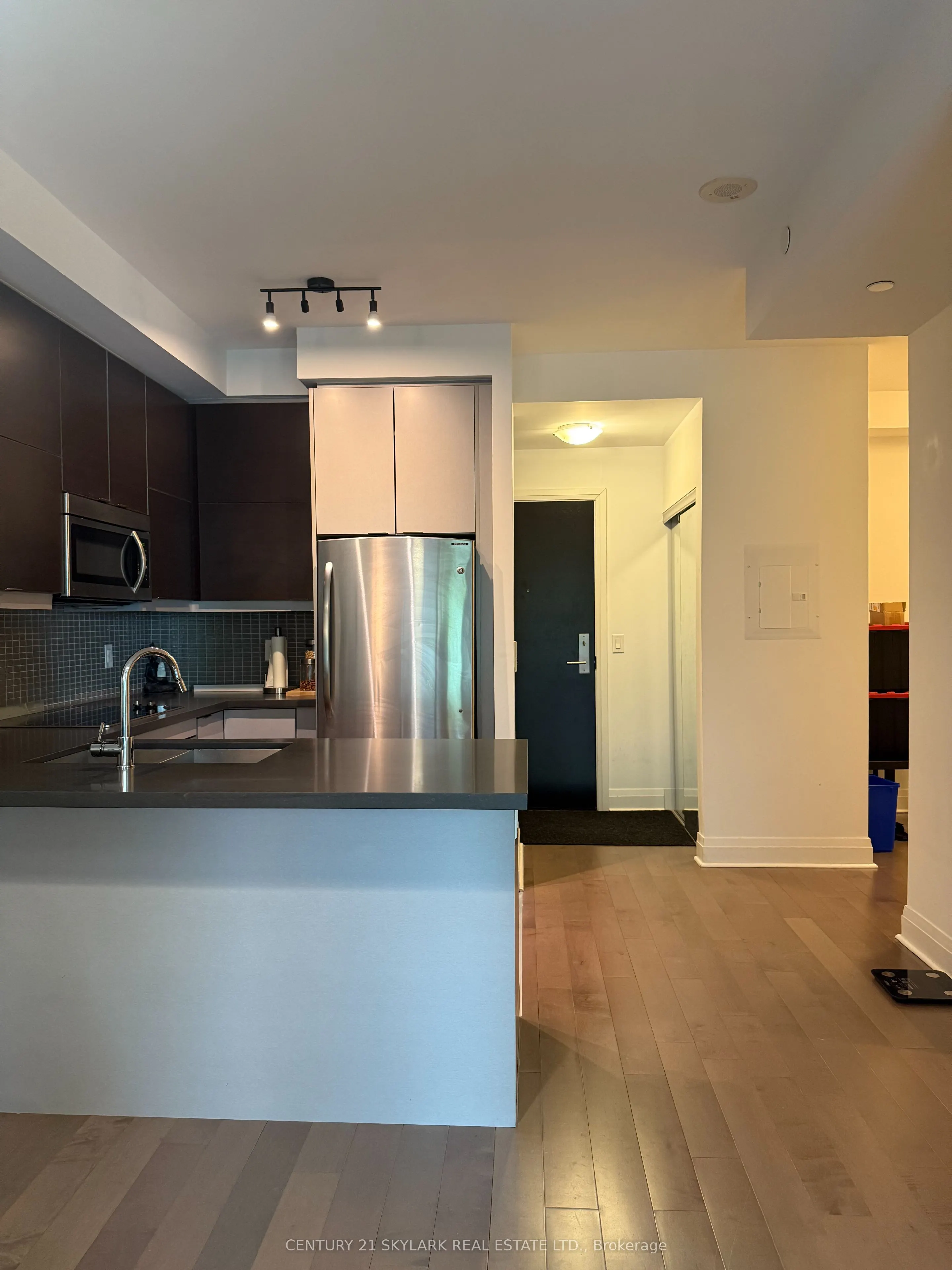 399 Spring Garden Avenue, #202