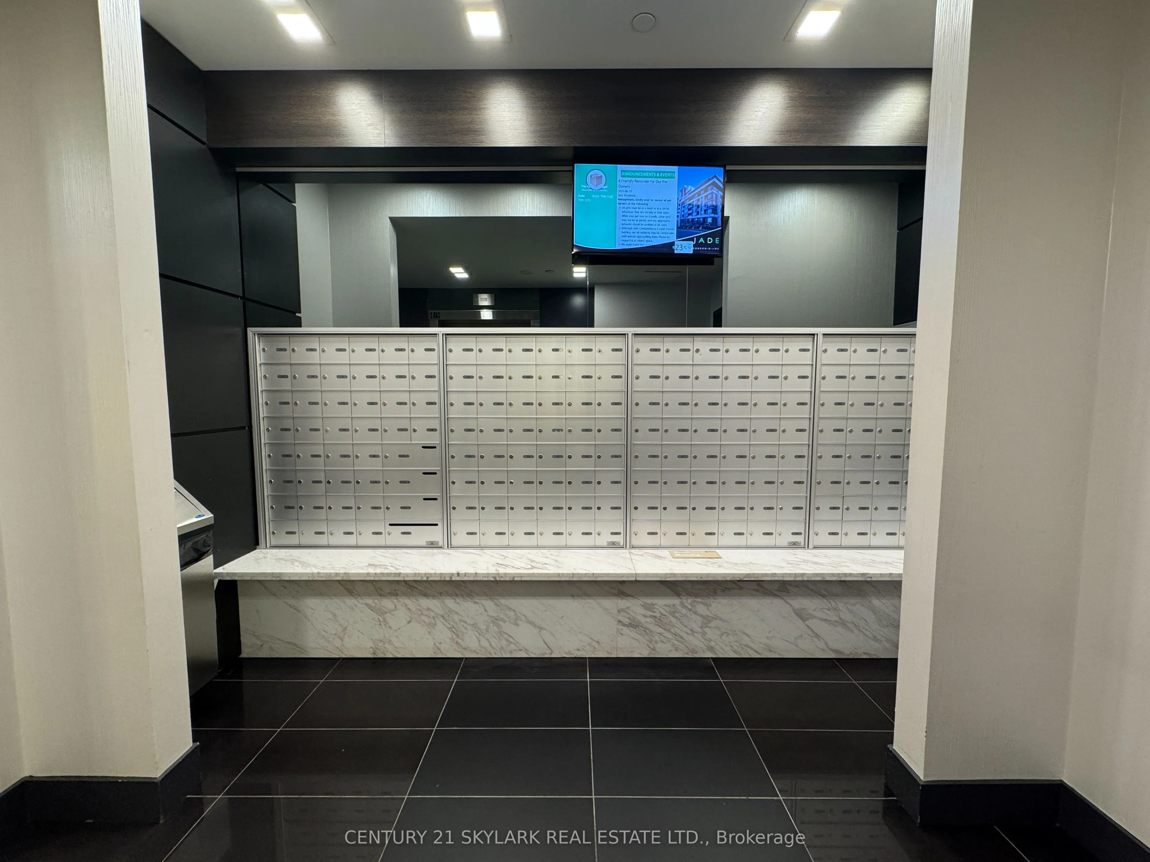399 Spring Garden Avenue, #202
