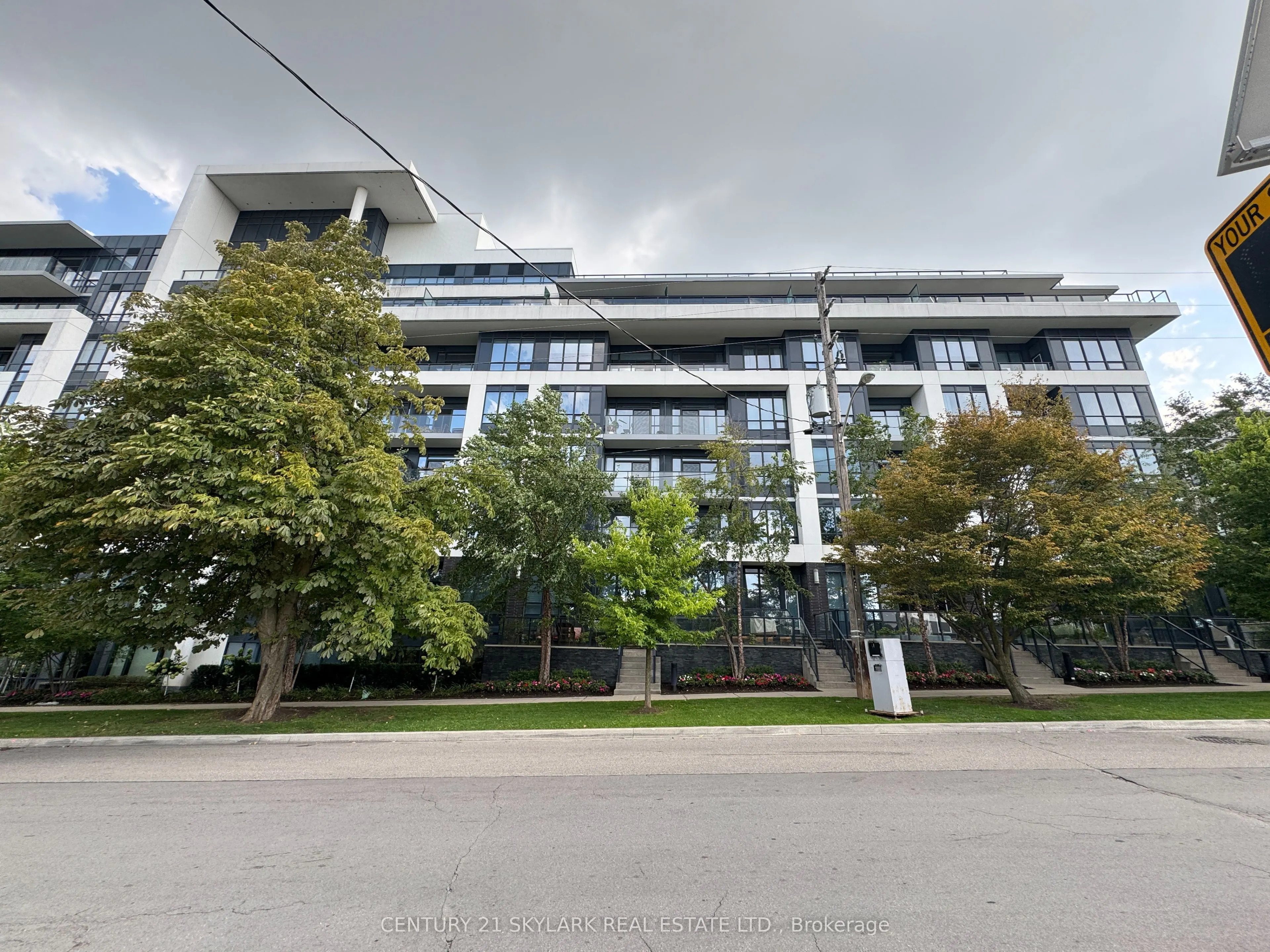 399 Spring Garden Avenue, #202