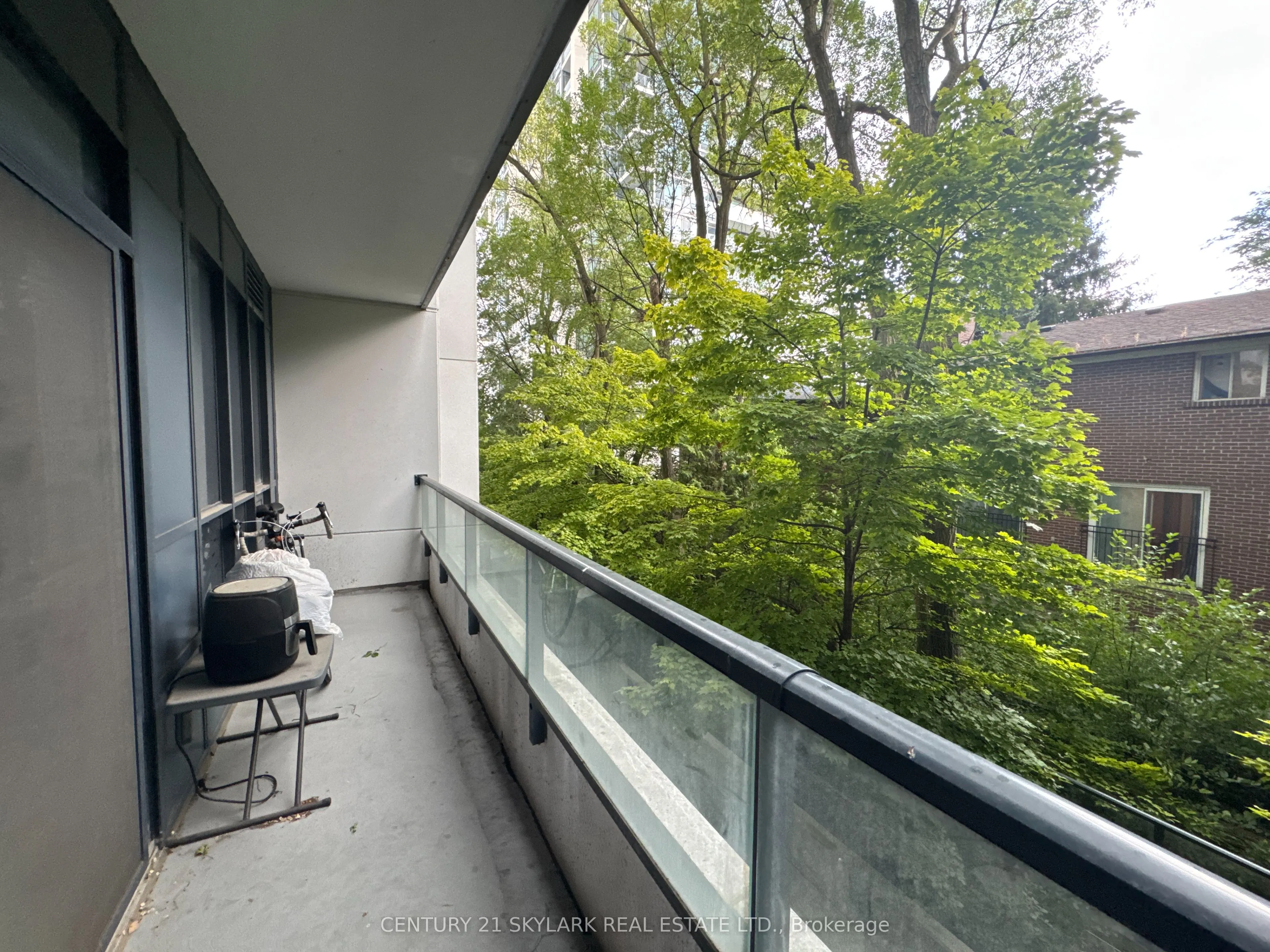 399 Spring Garden Avenue, #202