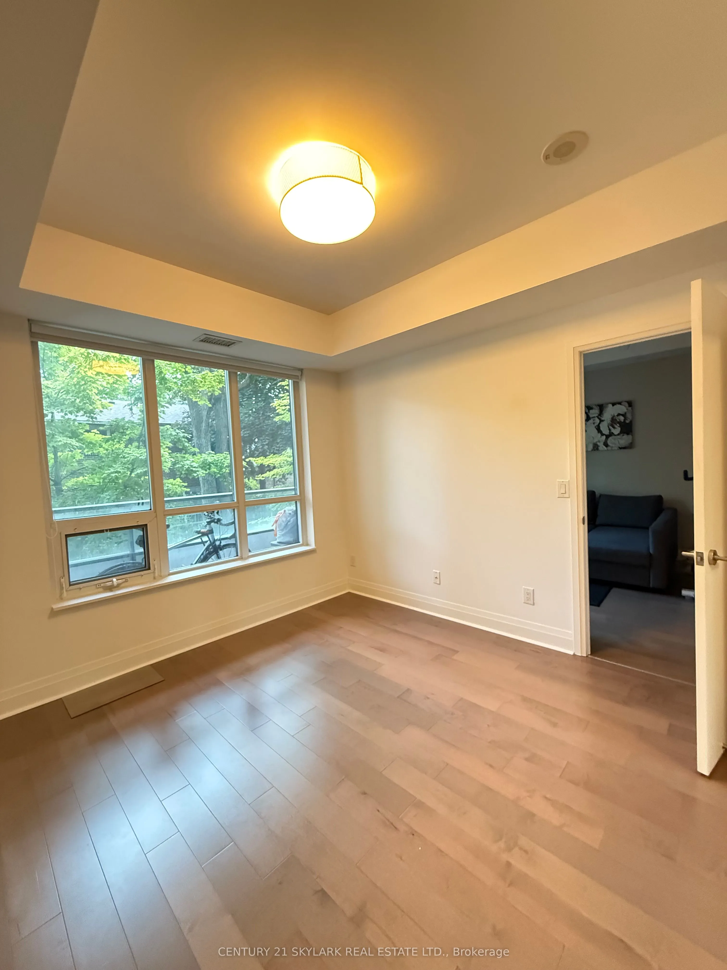 399 Spring Garden Avenue, #202