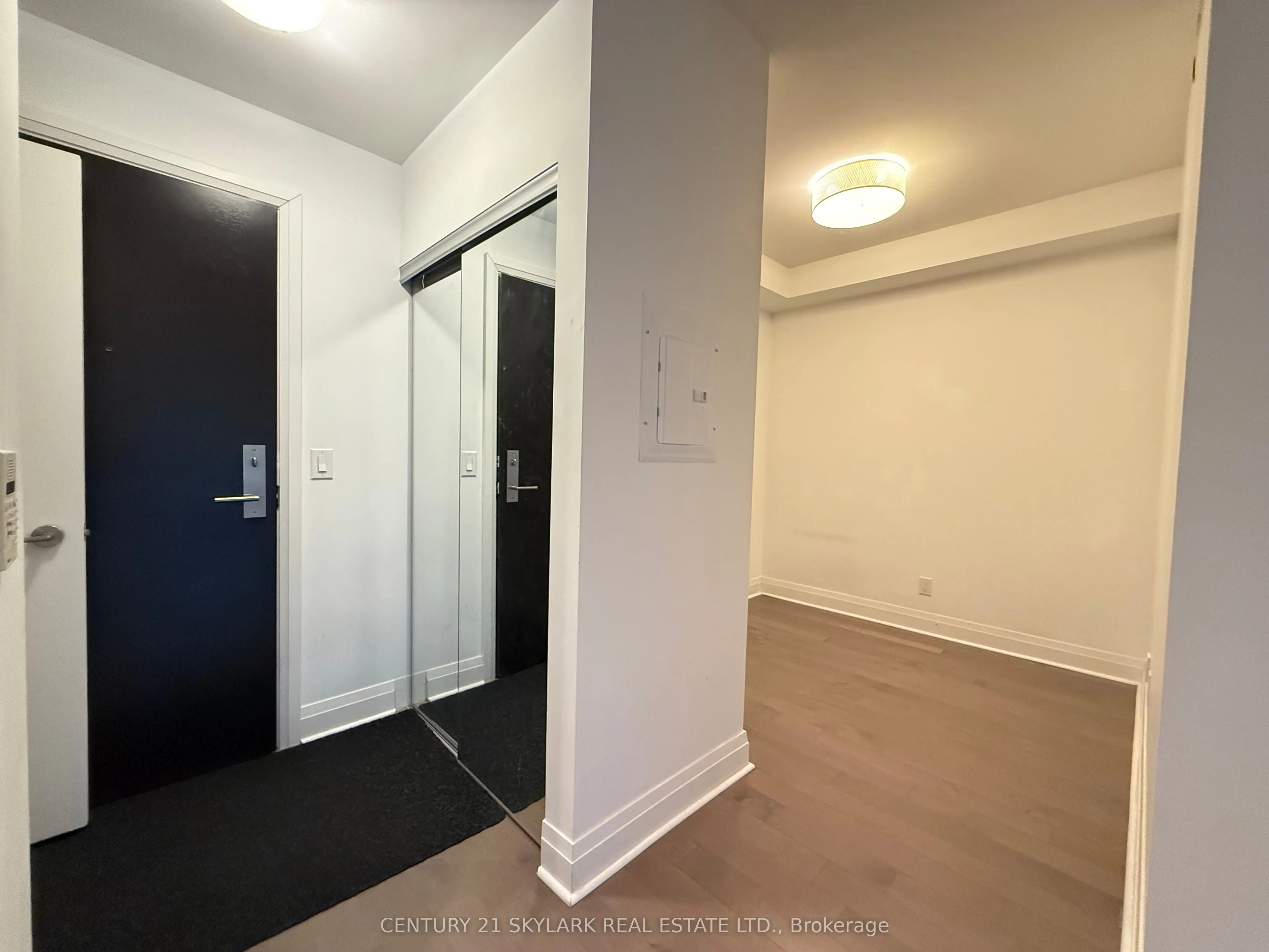 399 Spring Garden Avenue, #202