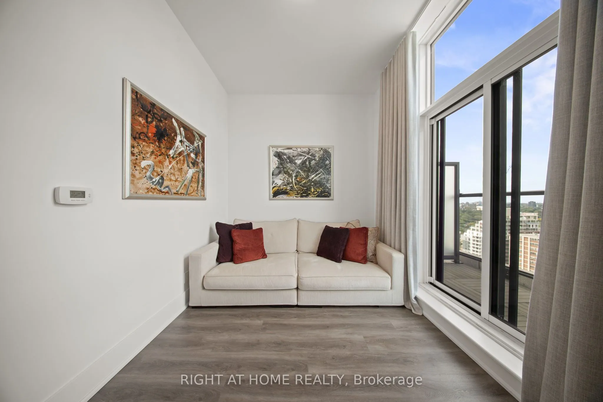 1486 Bathurst Street, #1802