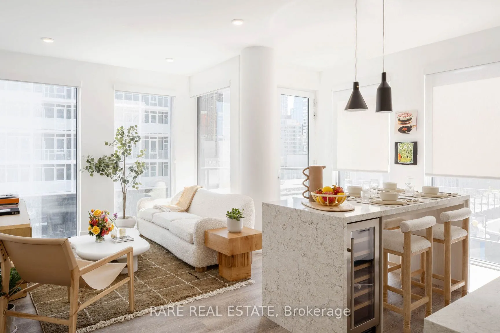 30 Mutual Street, #1804