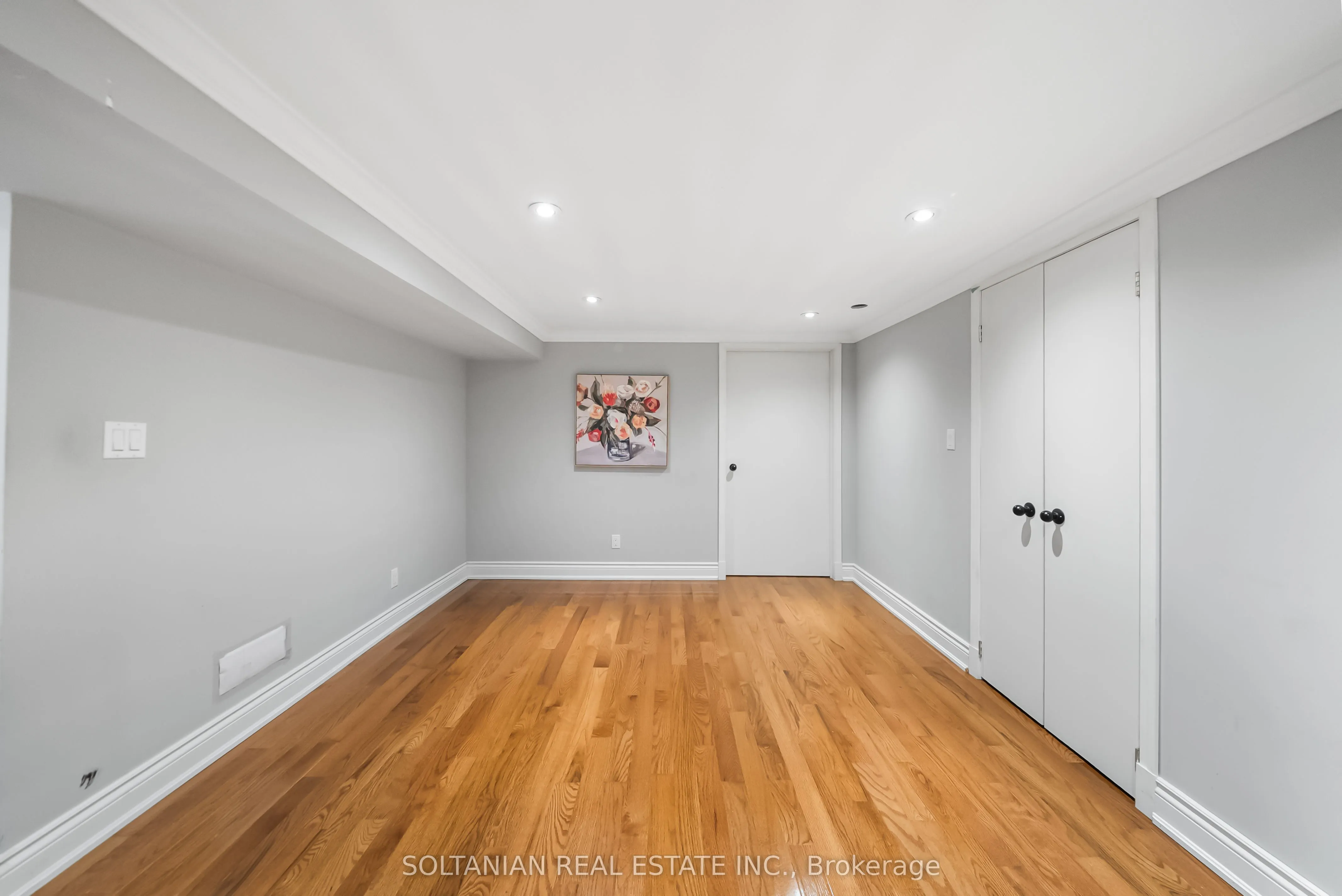 32 Beechwood Avenue