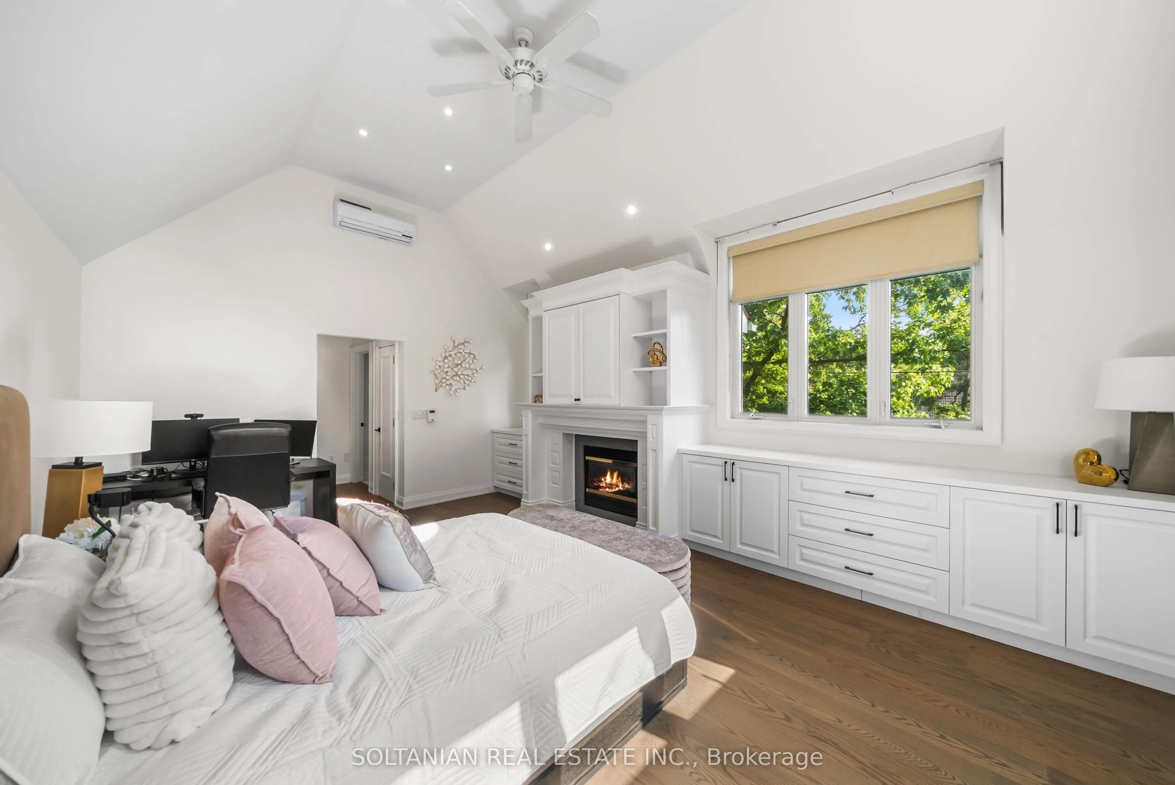 32 Beechwood Avenue