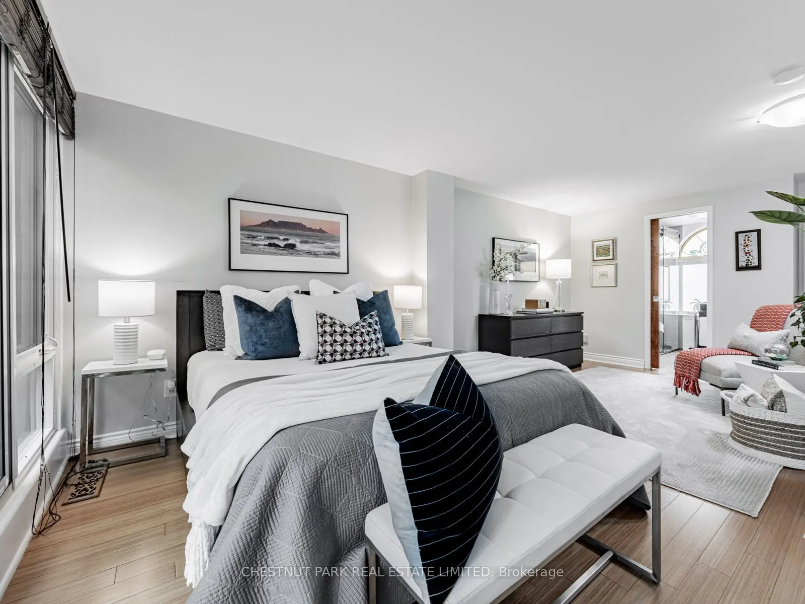 280 Sherbourne Street, #4