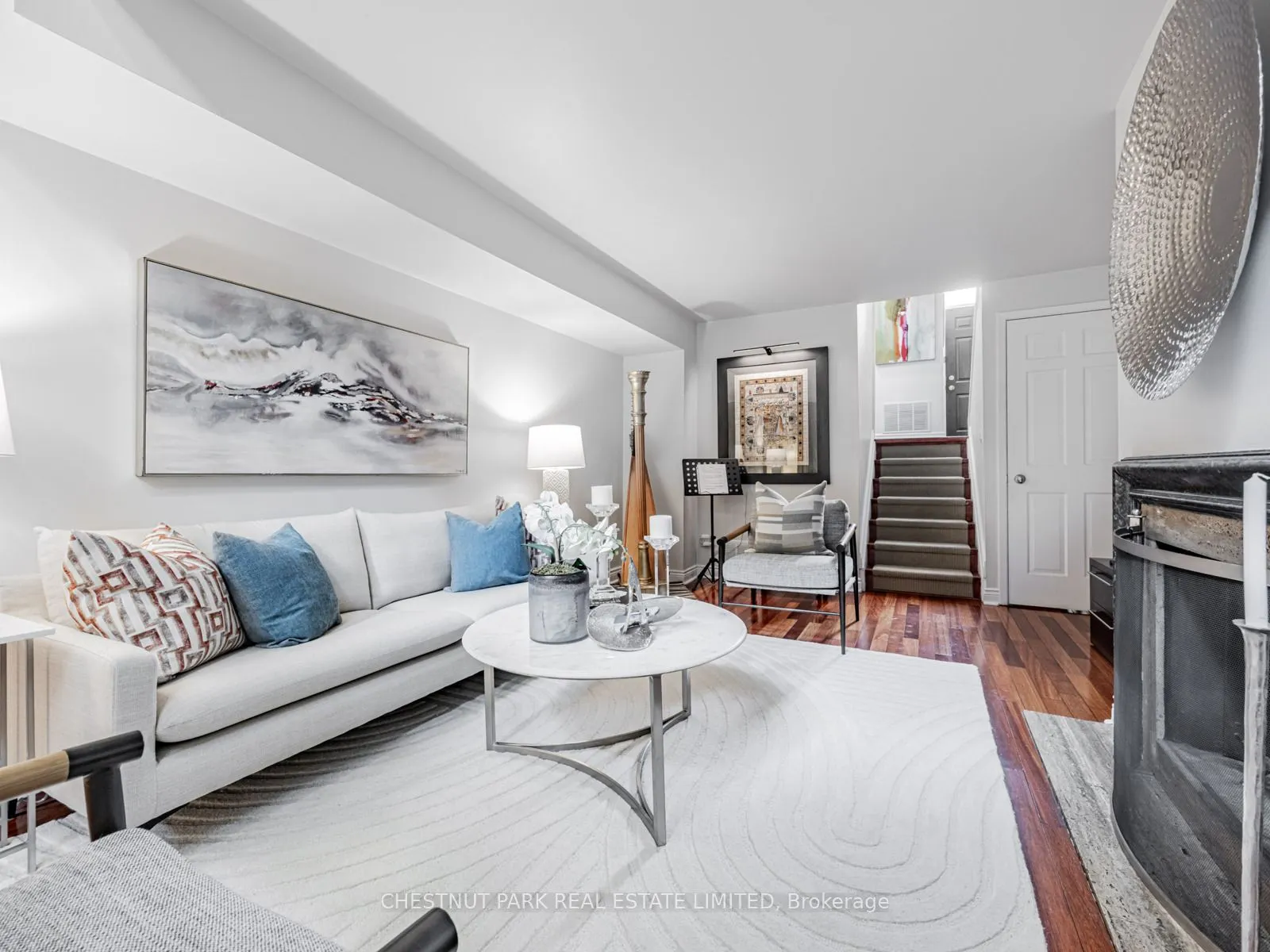 280 Sherbourne Street, #4