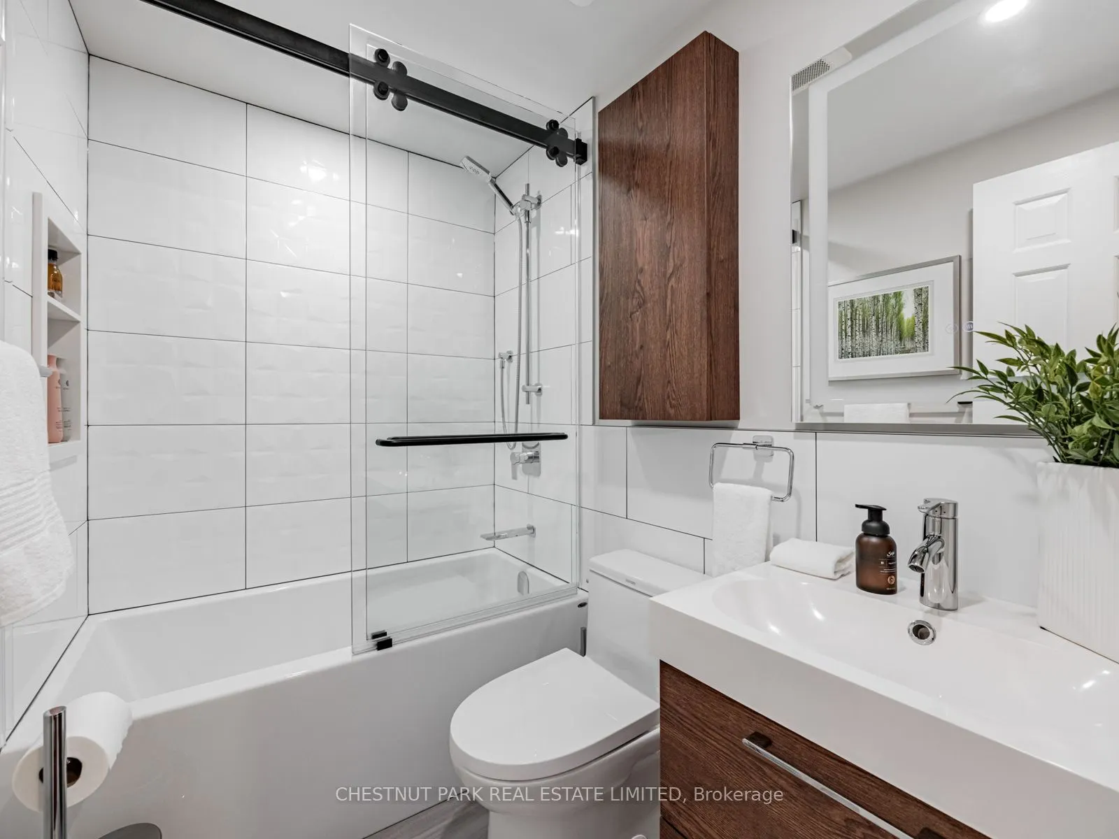 280 Sherbourne Street, #4