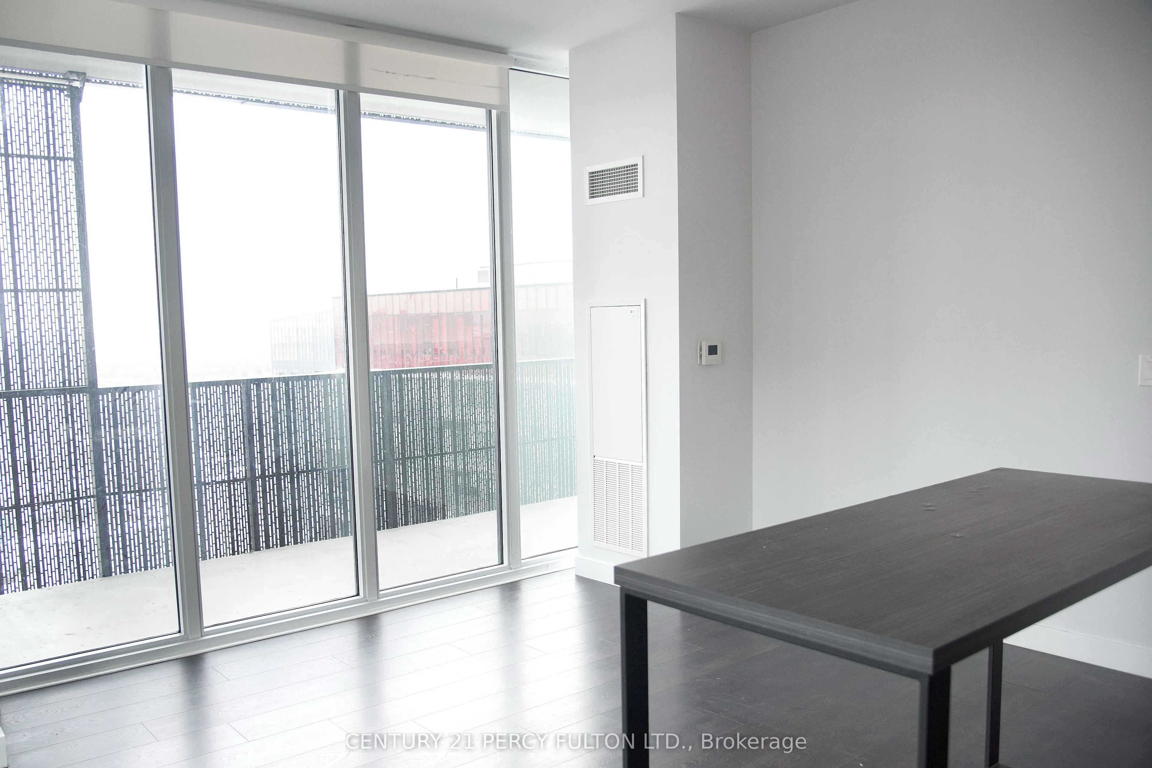 8 Eglinton Avenue E, #3305