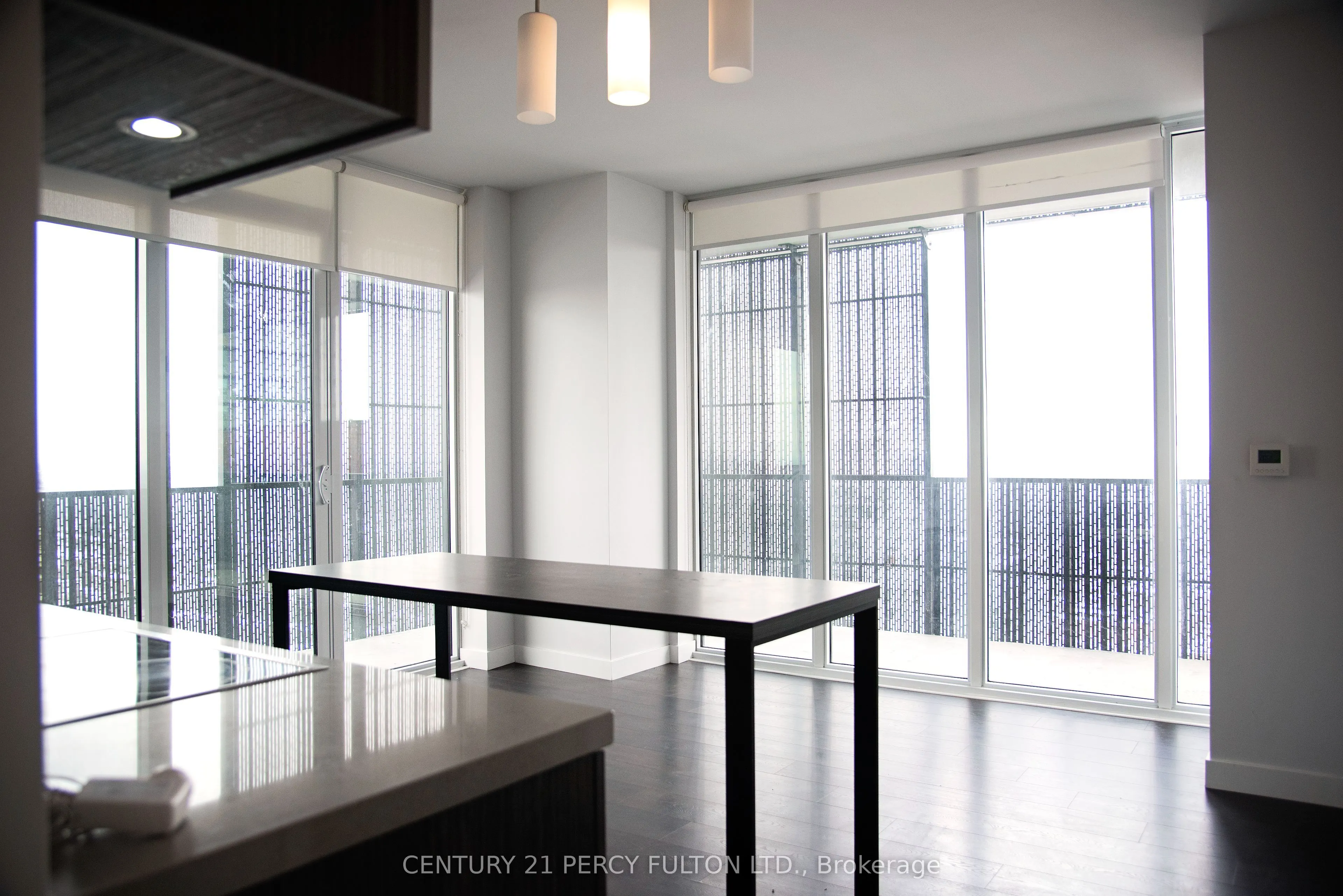 8 Eglinton Avenue E, #3305