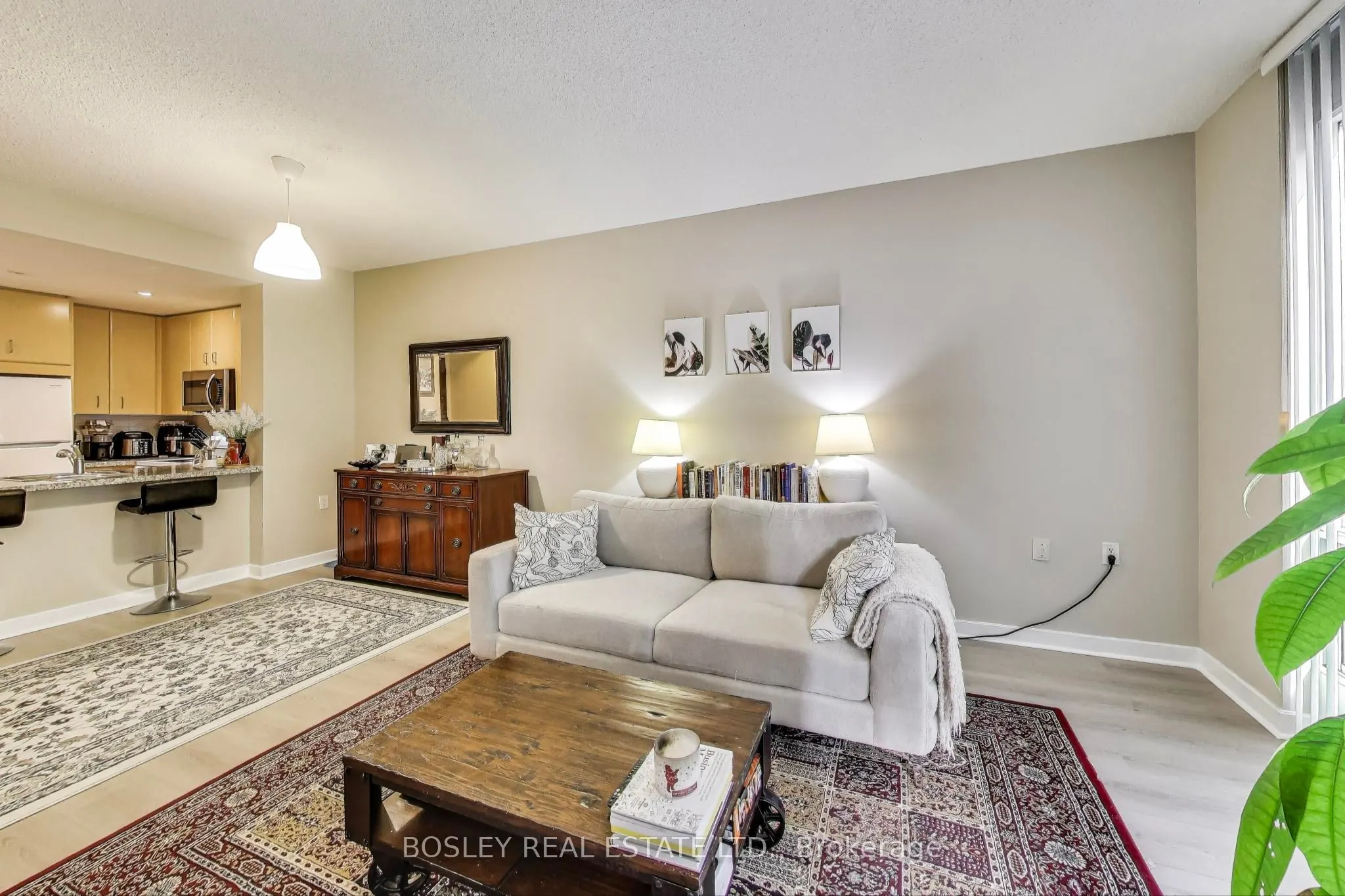 85 Bloor Street E, #1007