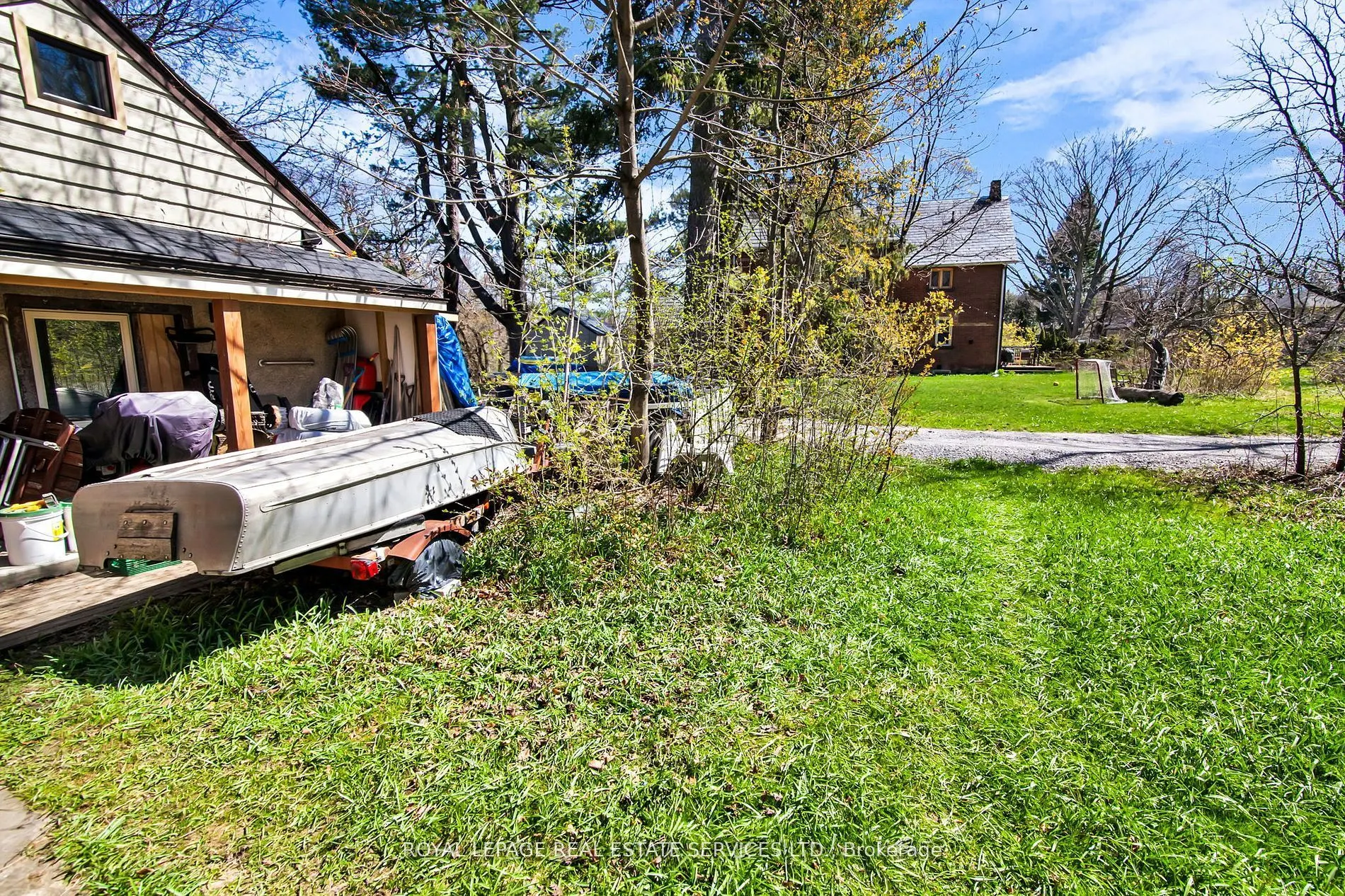 223 Blythwood Road, #Coach