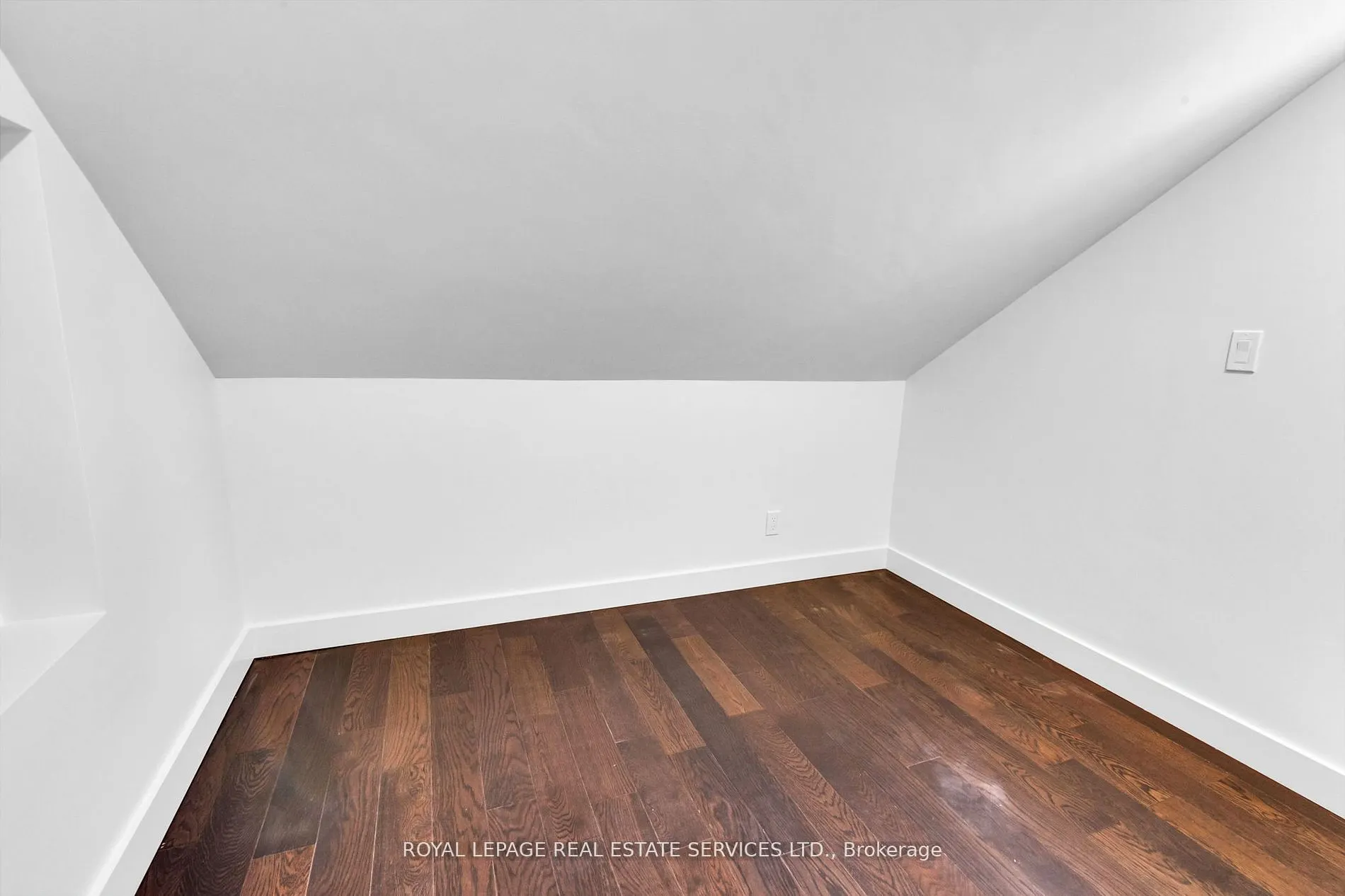 223 Blythwood Road, #Coach