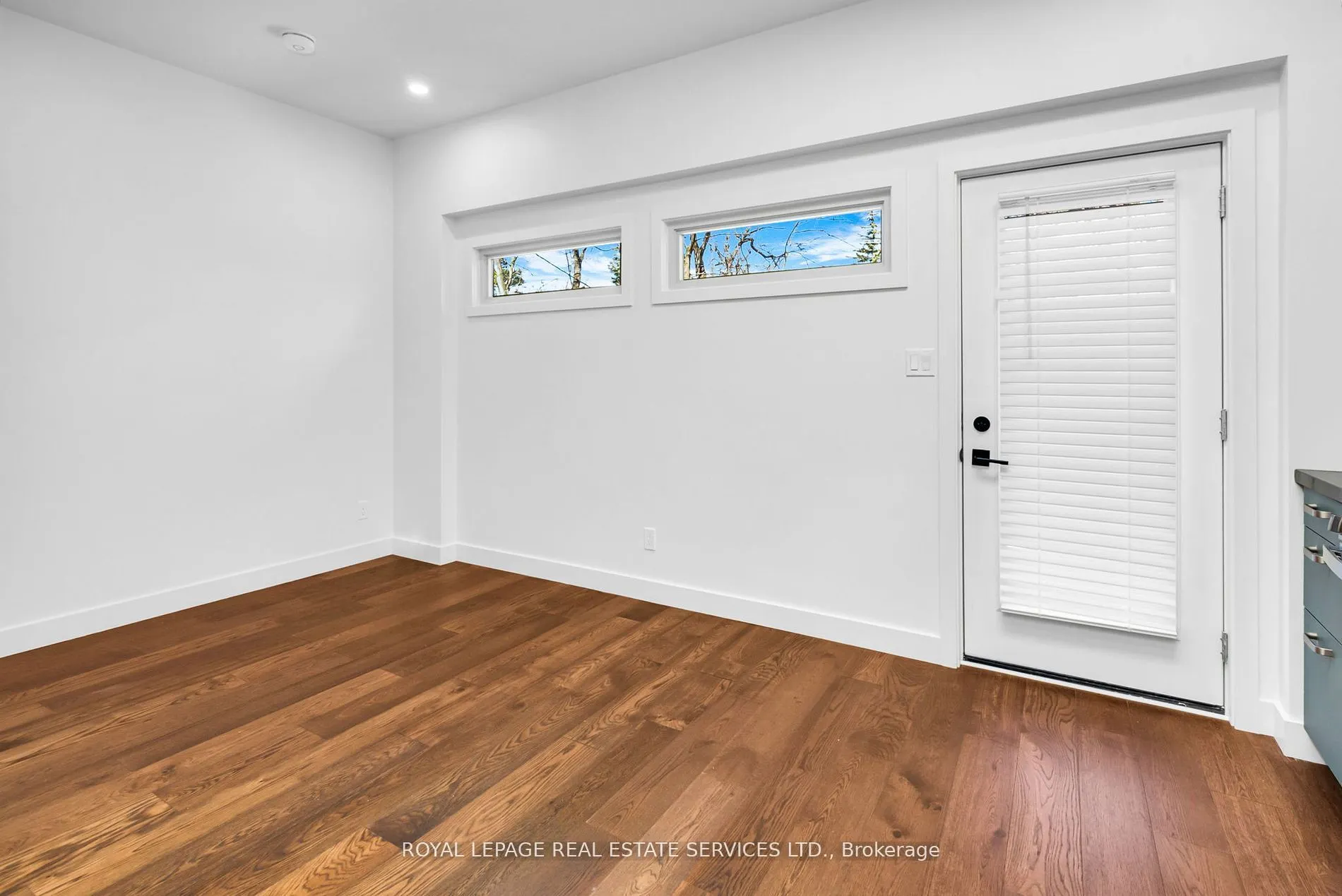 223 Blythwood Road, #Coach