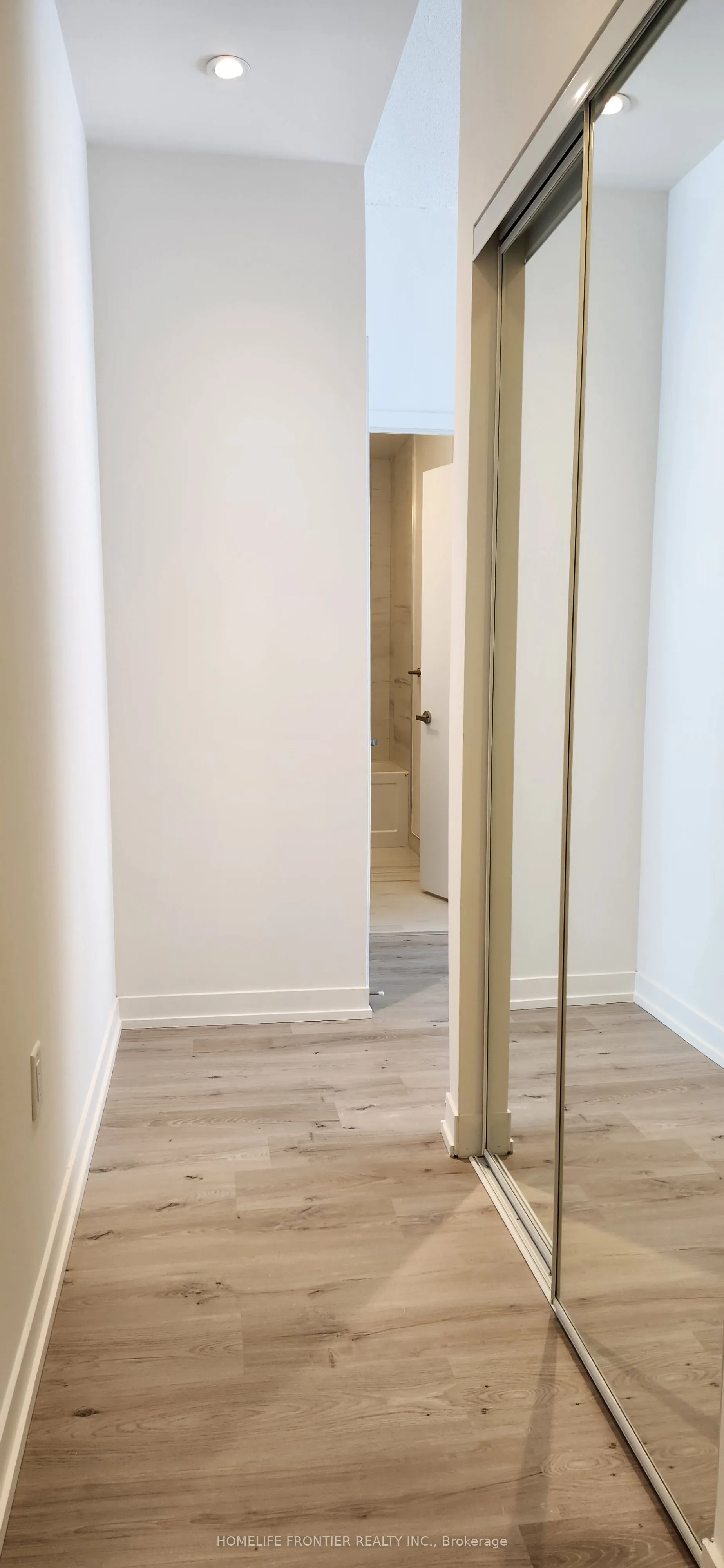 138 Downes Street, #3209
