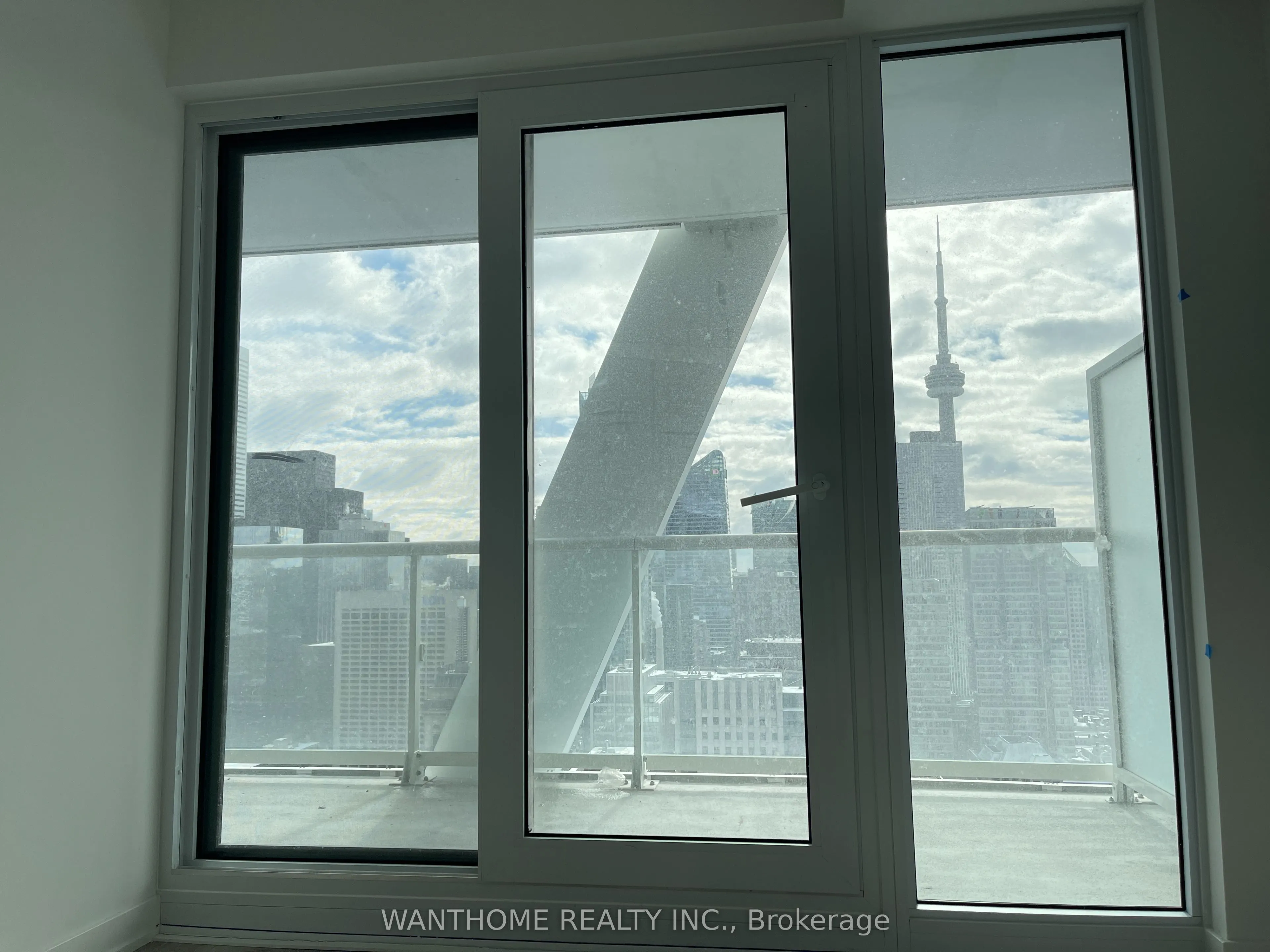 230 Simcoe Street, #3216