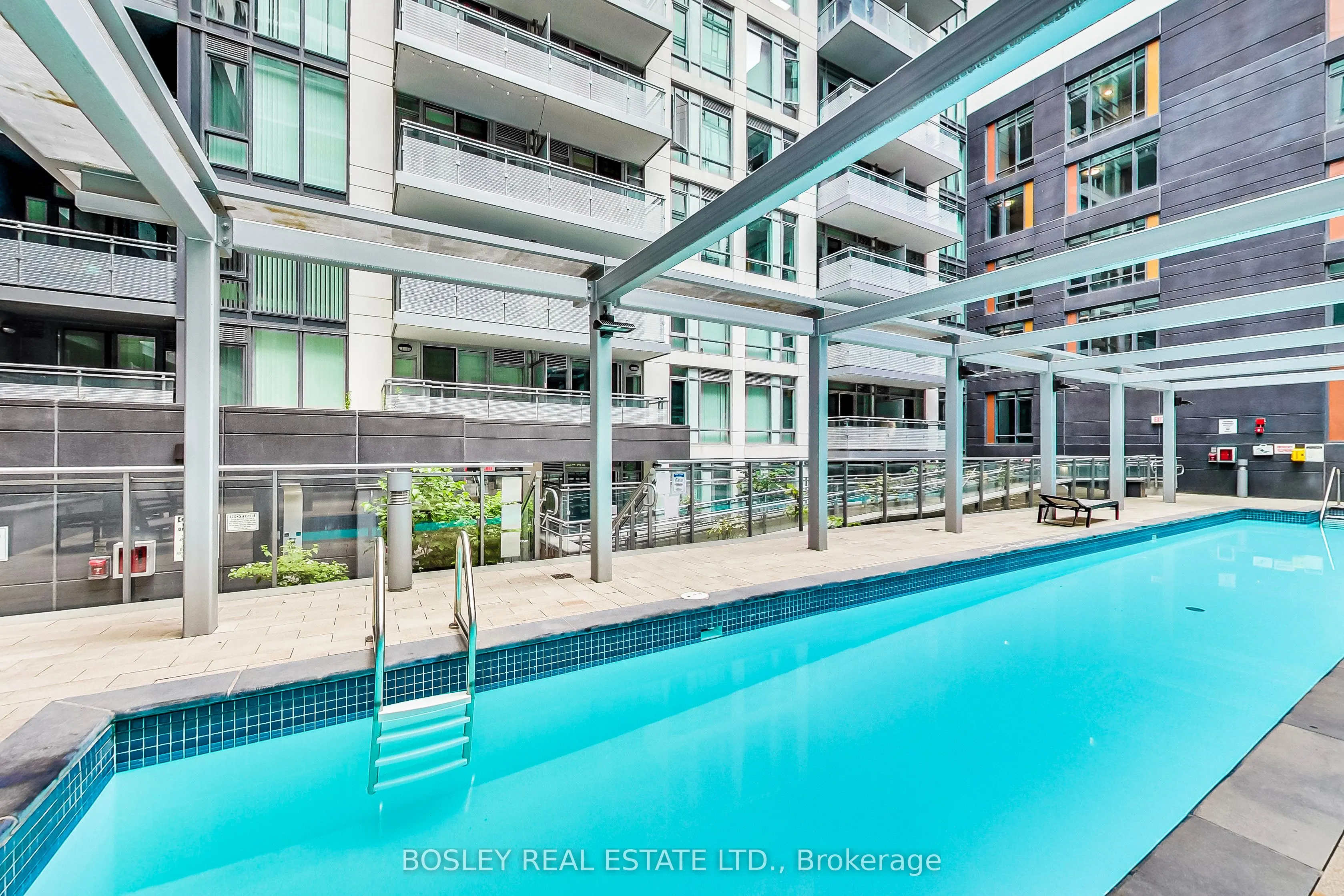 525 Adelaide Street W, #311