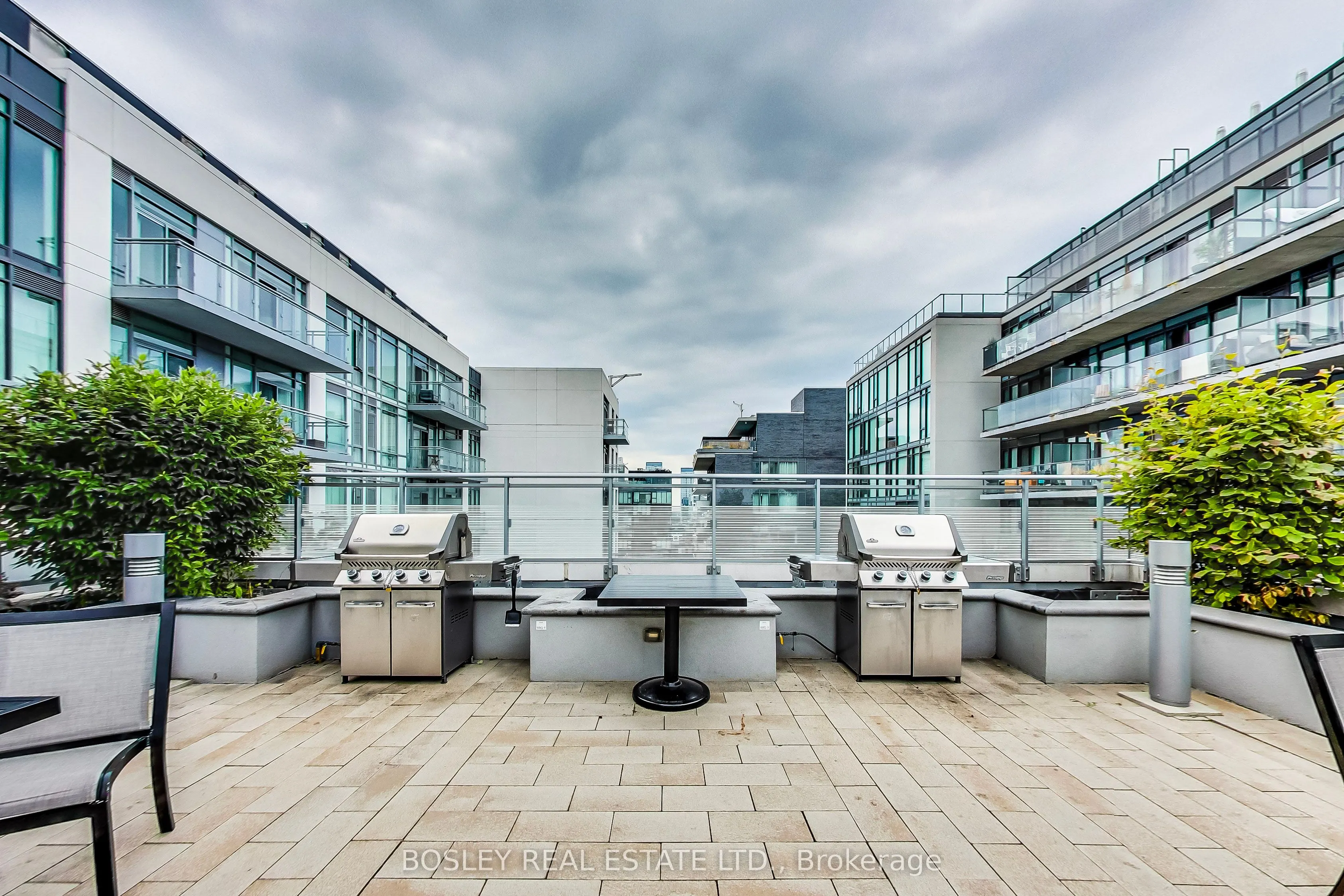525 Adelaide Street W, #311