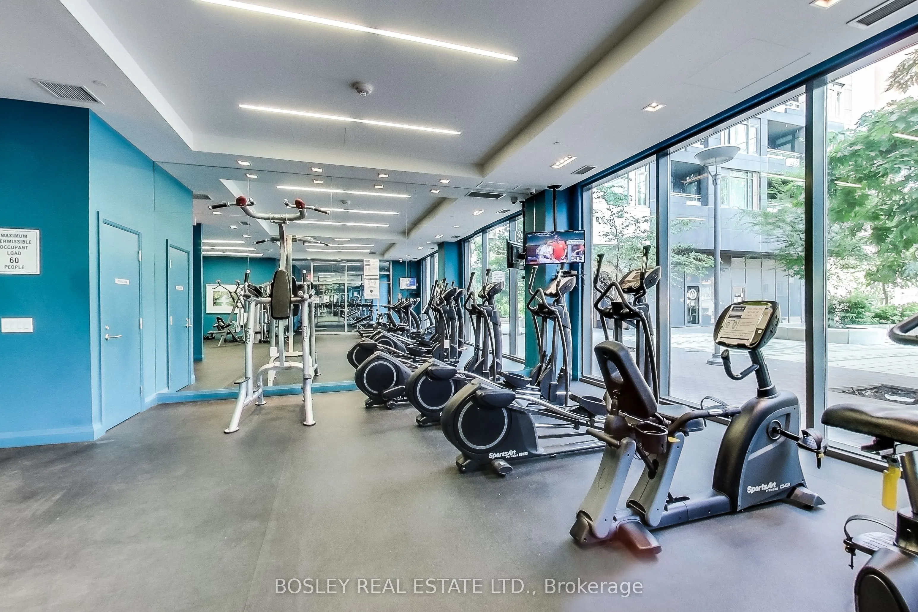 525 Adelaide Street W, #311