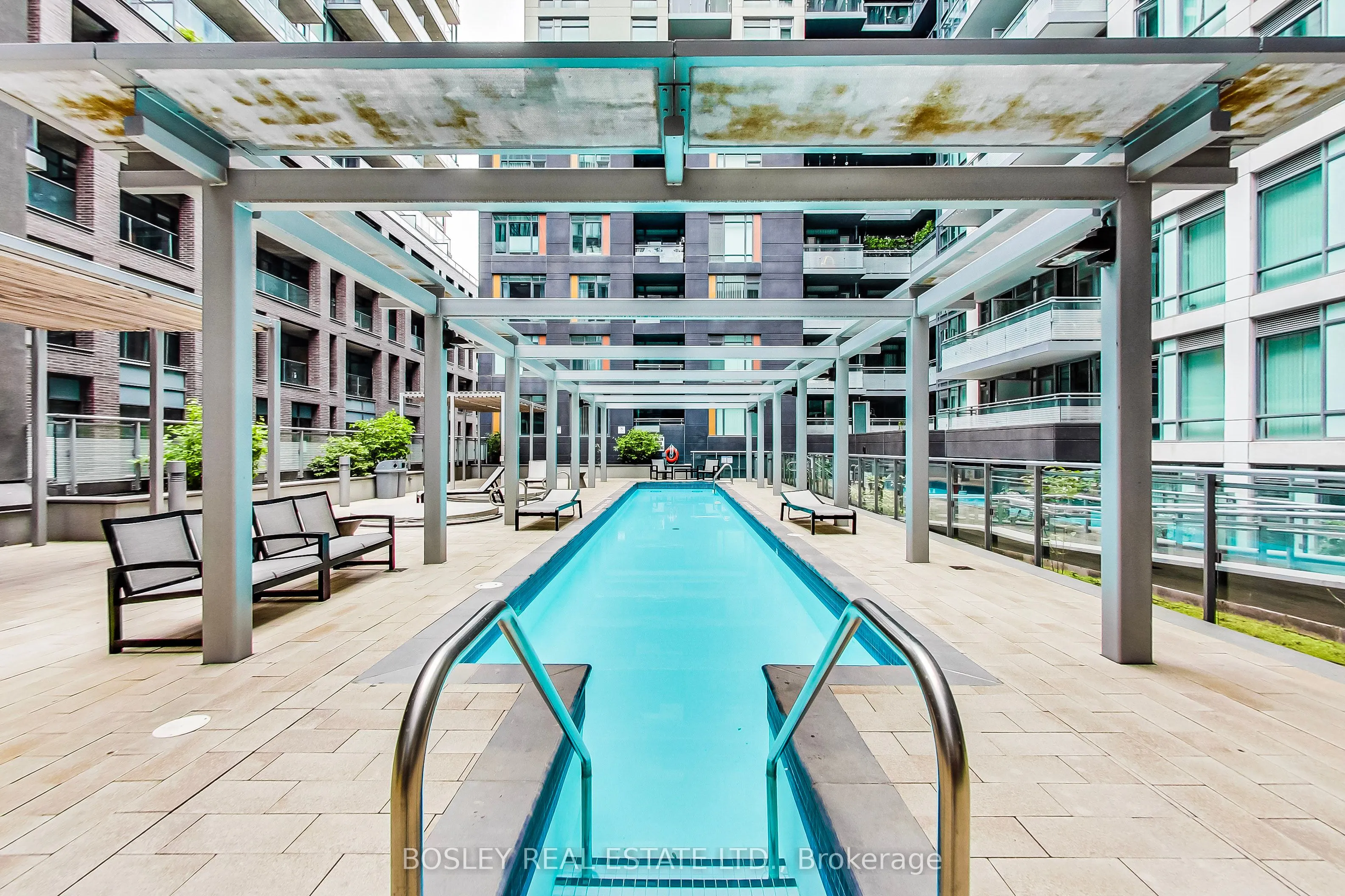 525 Adelaide Street W, #311