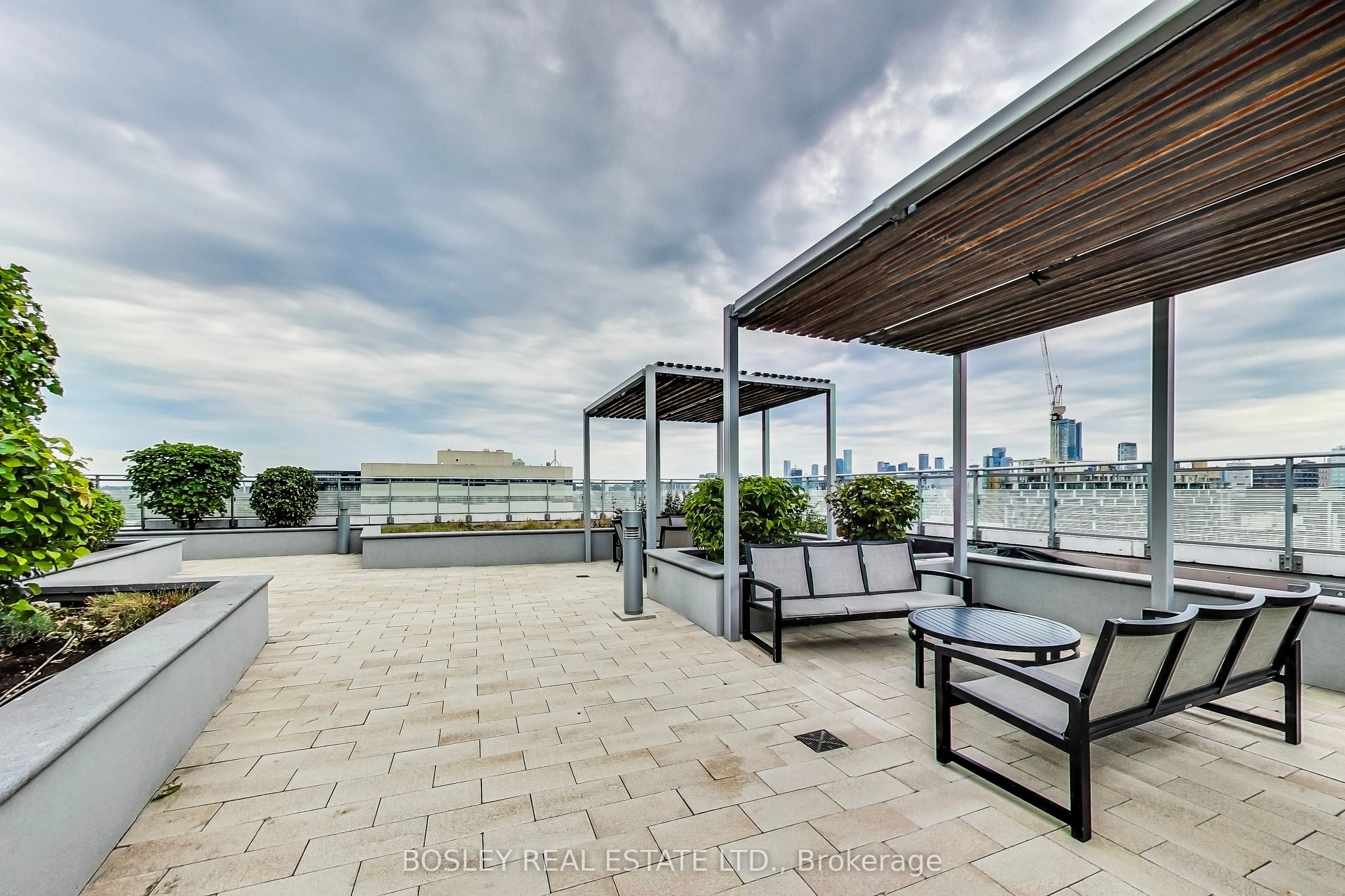 525 Adelaide Street W, #311