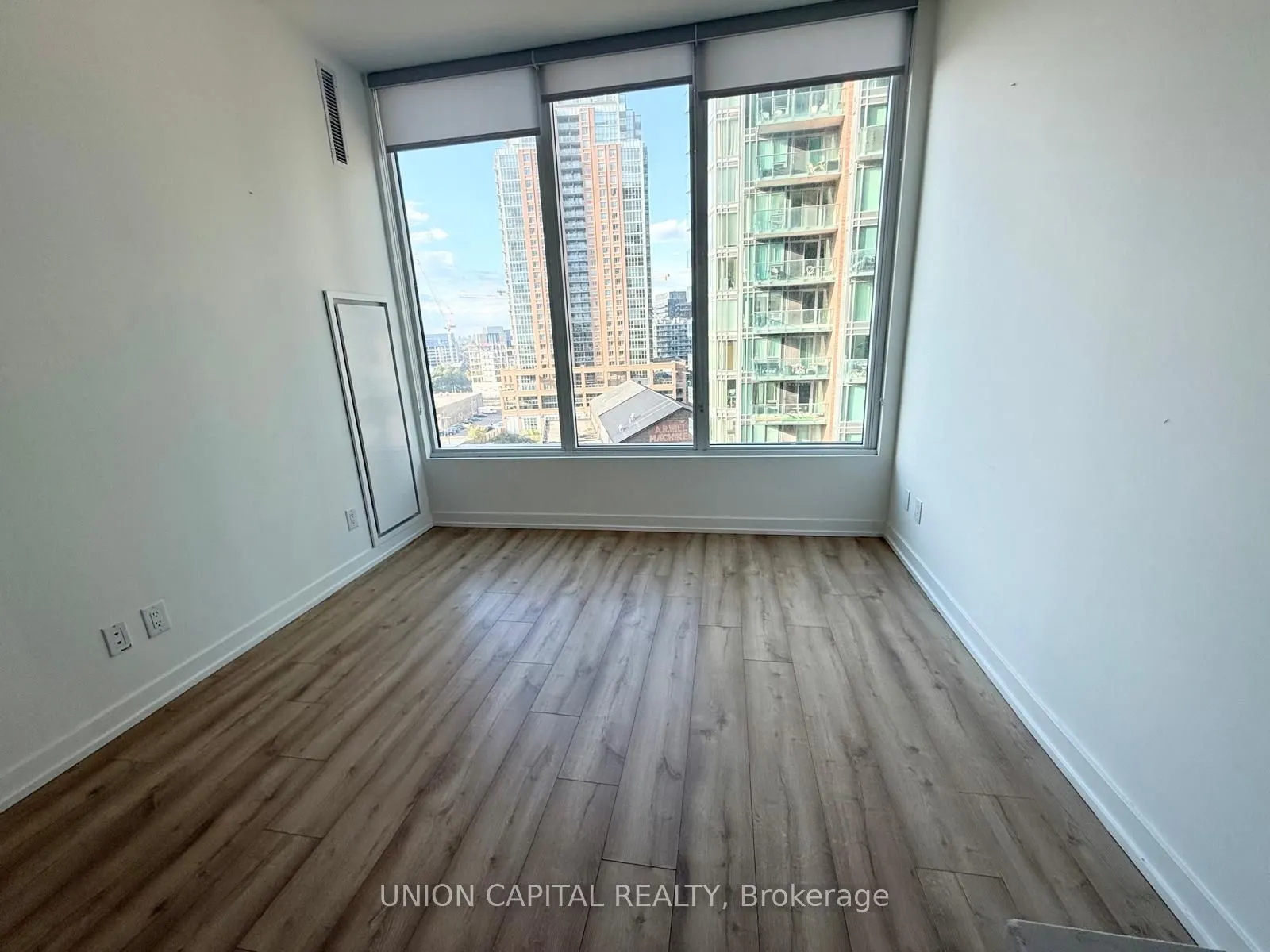 135 EAST LIBERTY Street, #709