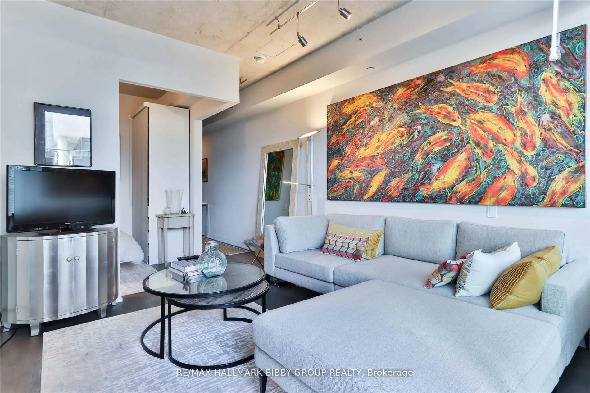 461 Adelaide Street W, #914