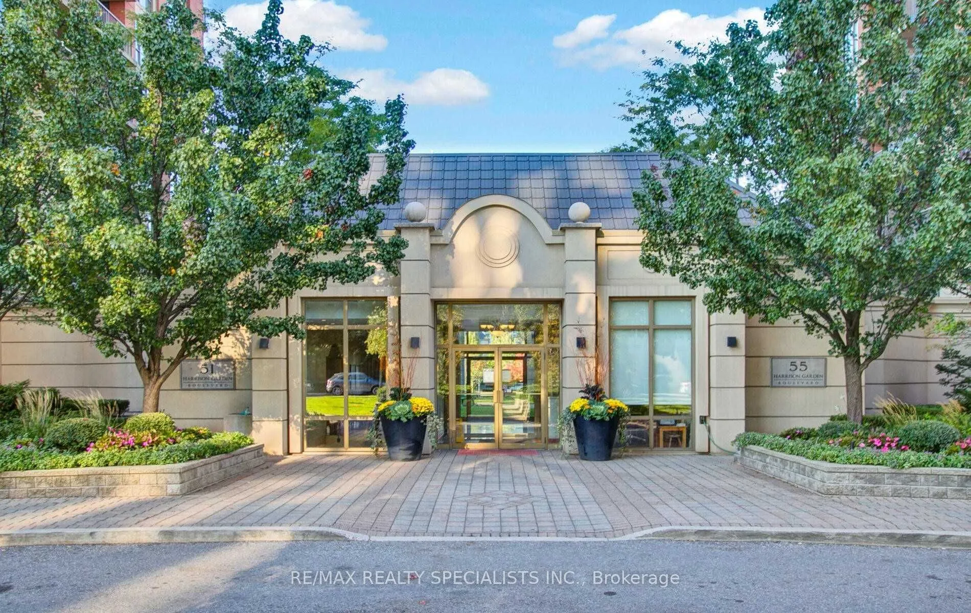 55 Harrison Garden Boulevard, #411