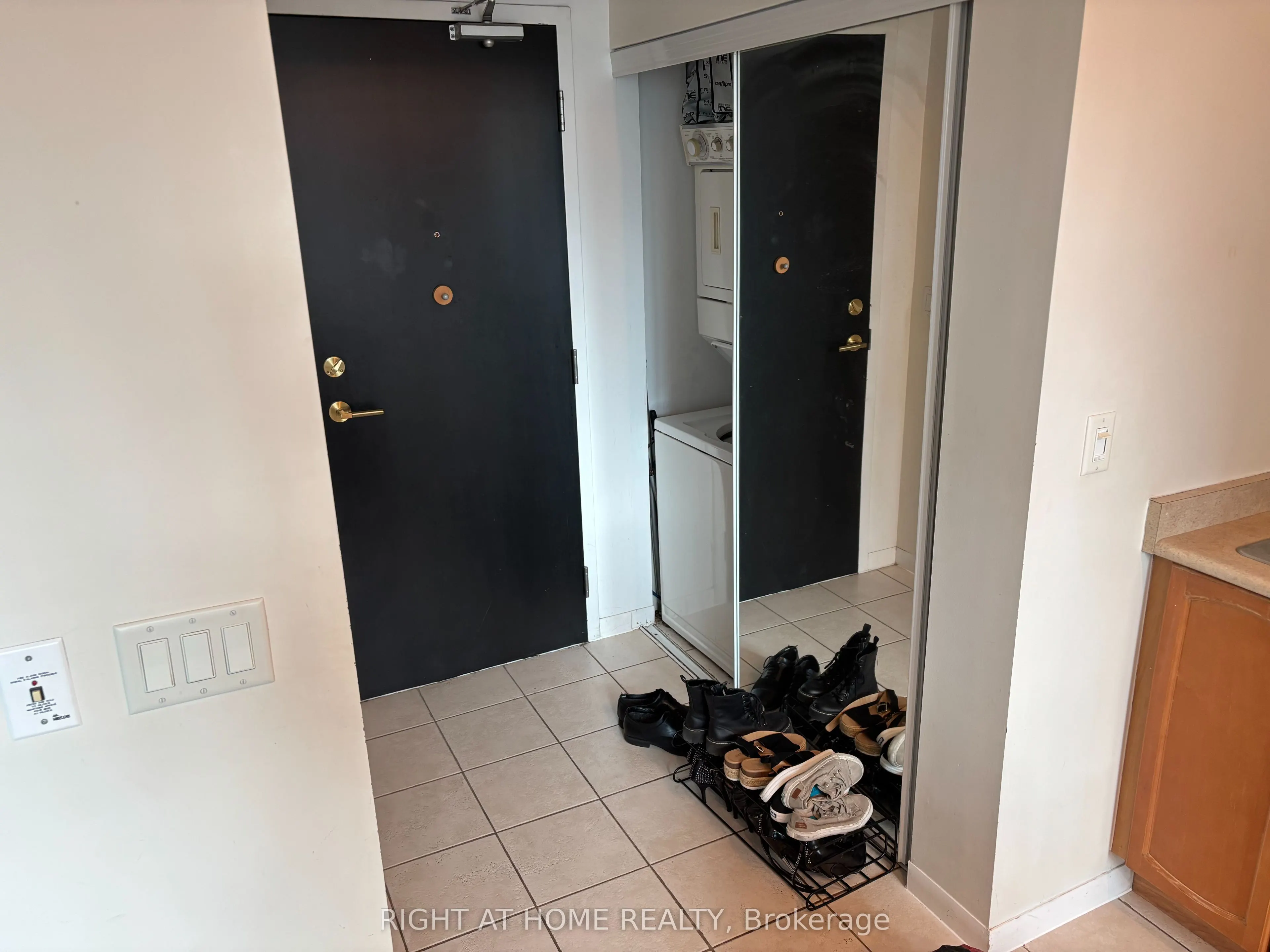 18 Yonge Street, #2404
