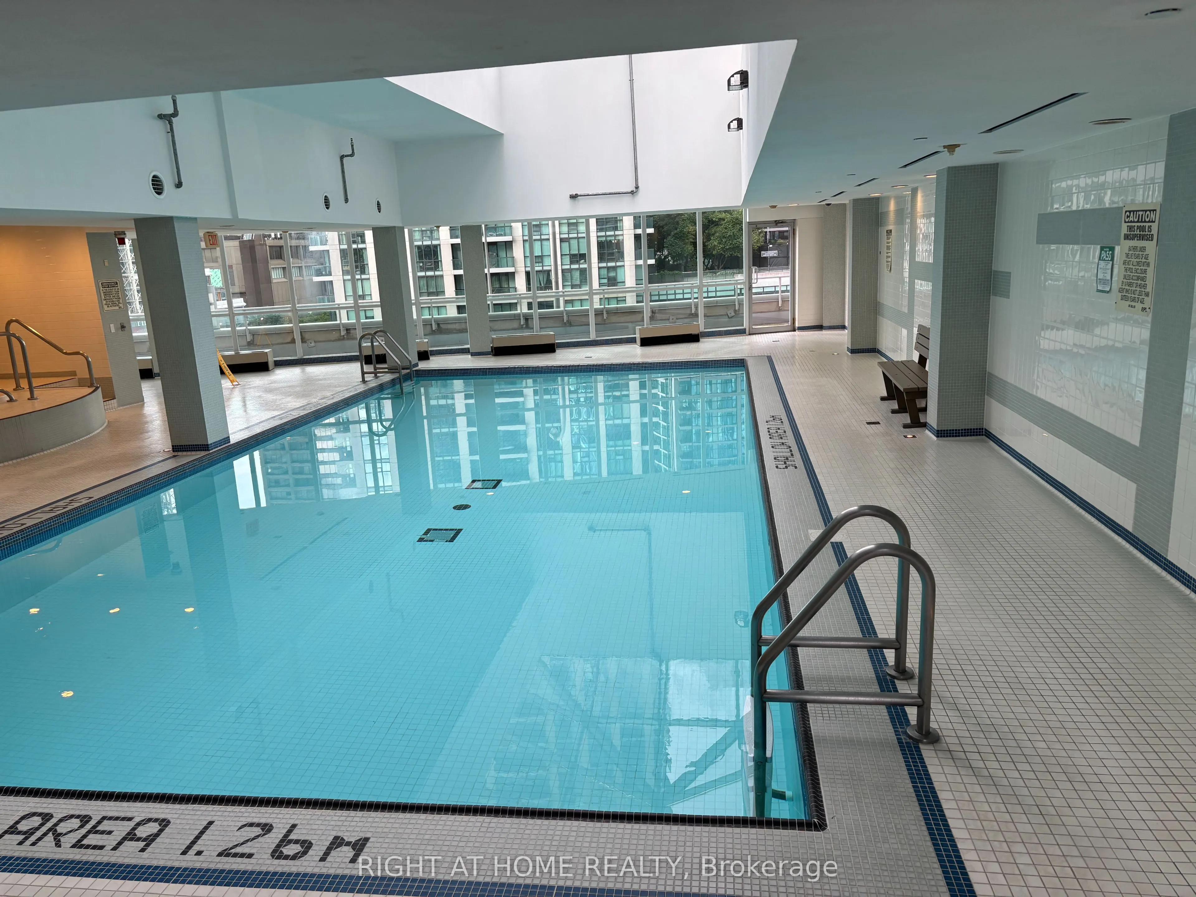 18 Yonge Street, #2404