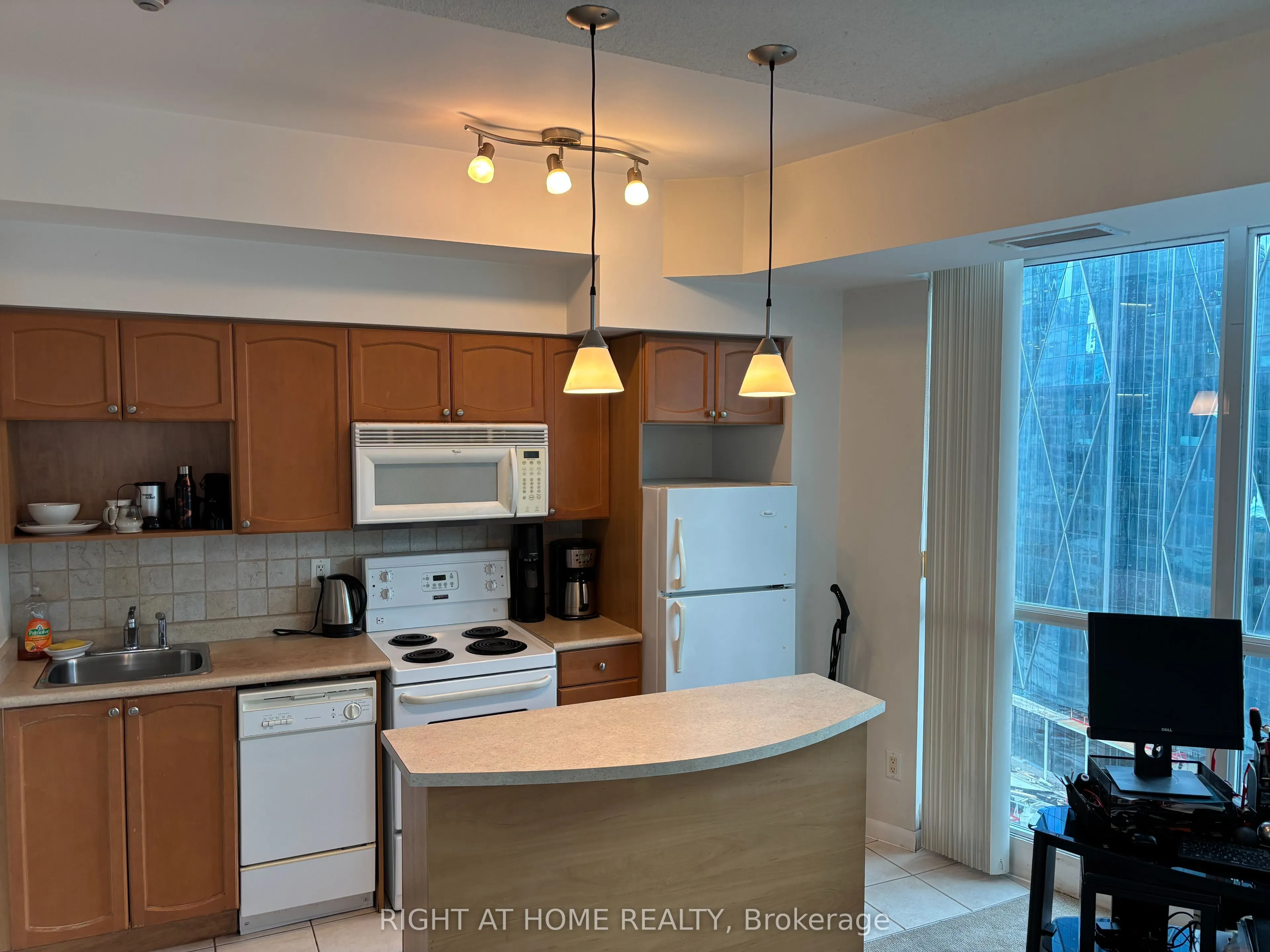 18 Yonge Street, #2404