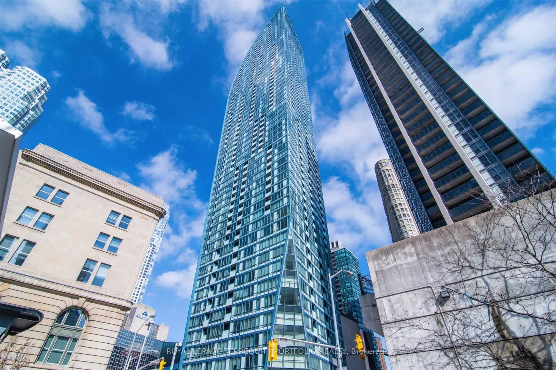 8 The Esplanade Avenue, #1204