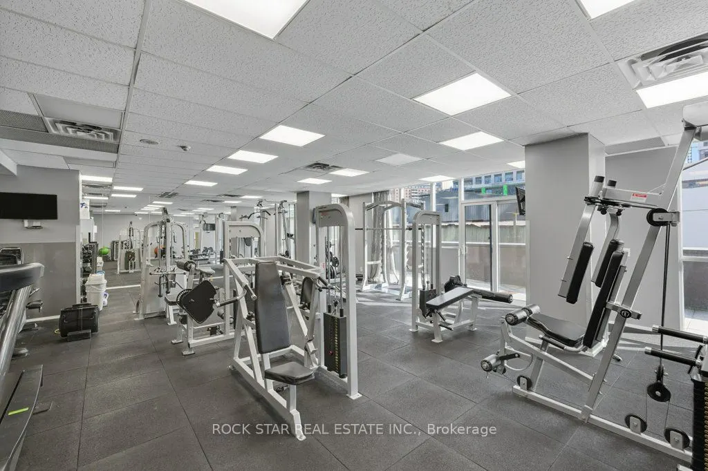 320 Richmond Street E, #LPH13