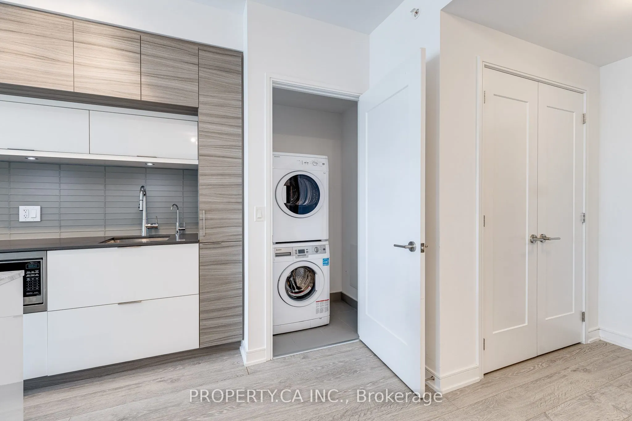 88 Scott Street, #5103