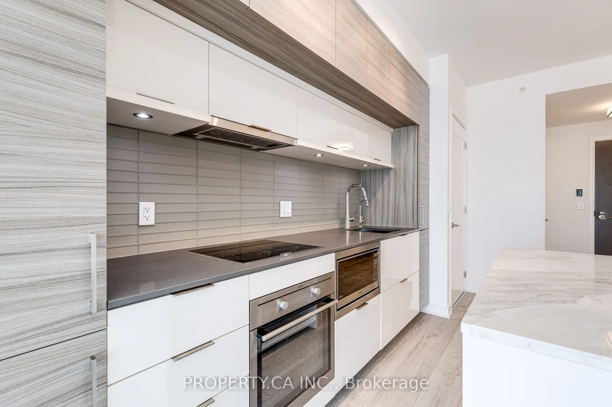 88 Scott Street, #5103