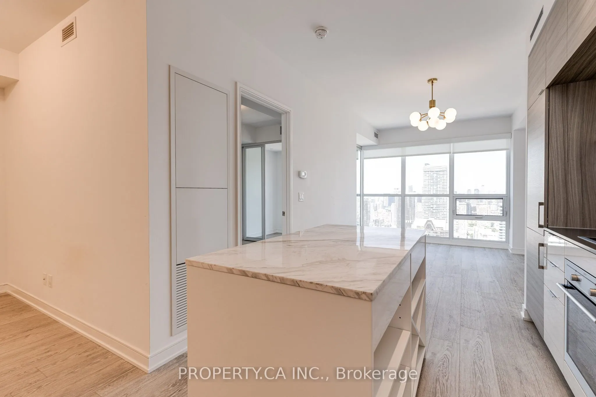 88 Scott Street, #5103