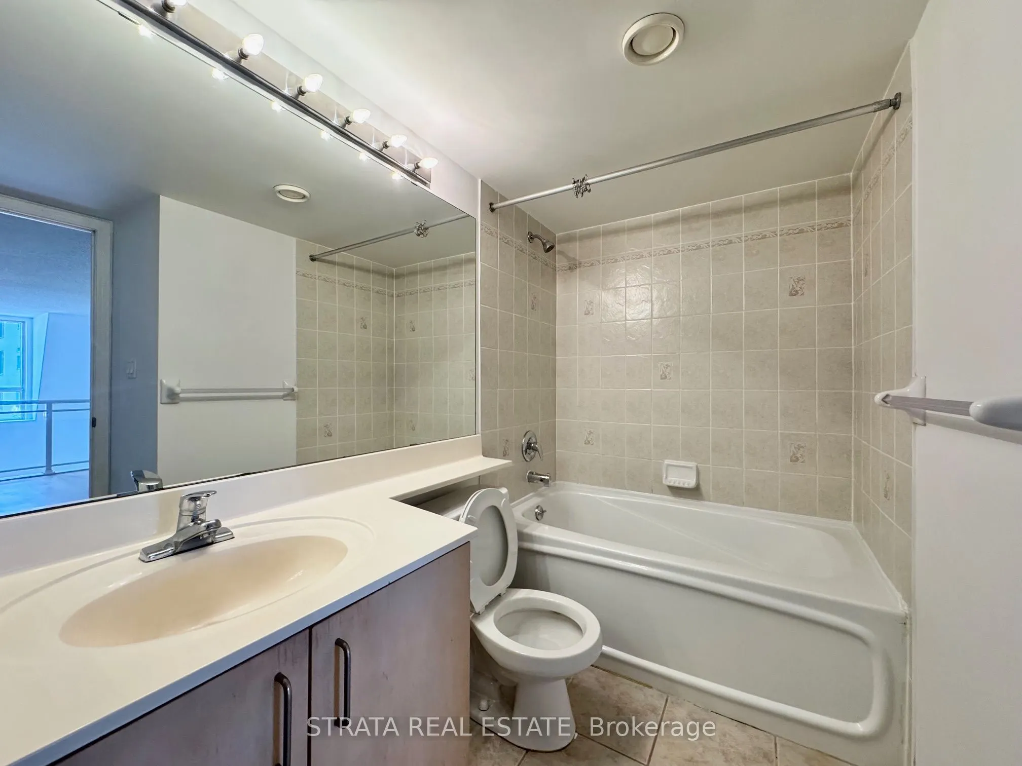 139 Merton Street, #451