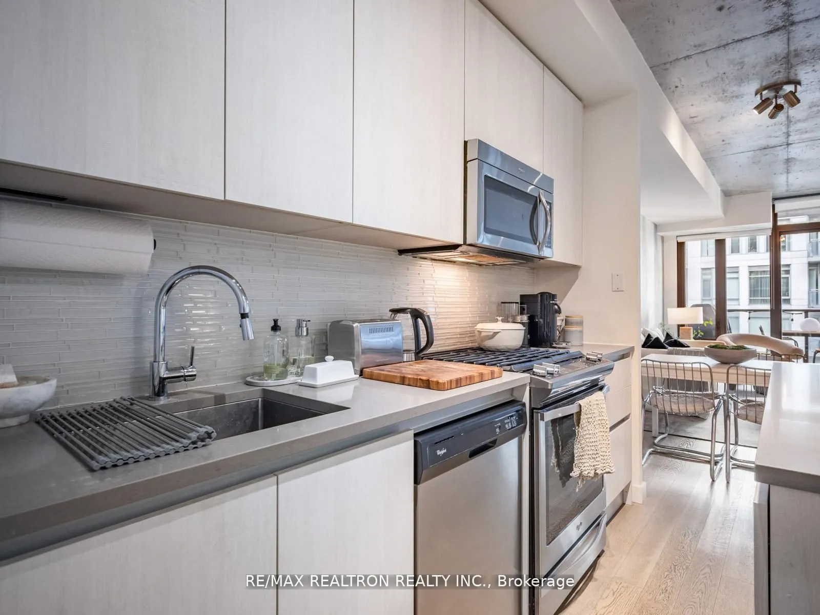 111 Bathurst Street, #1217