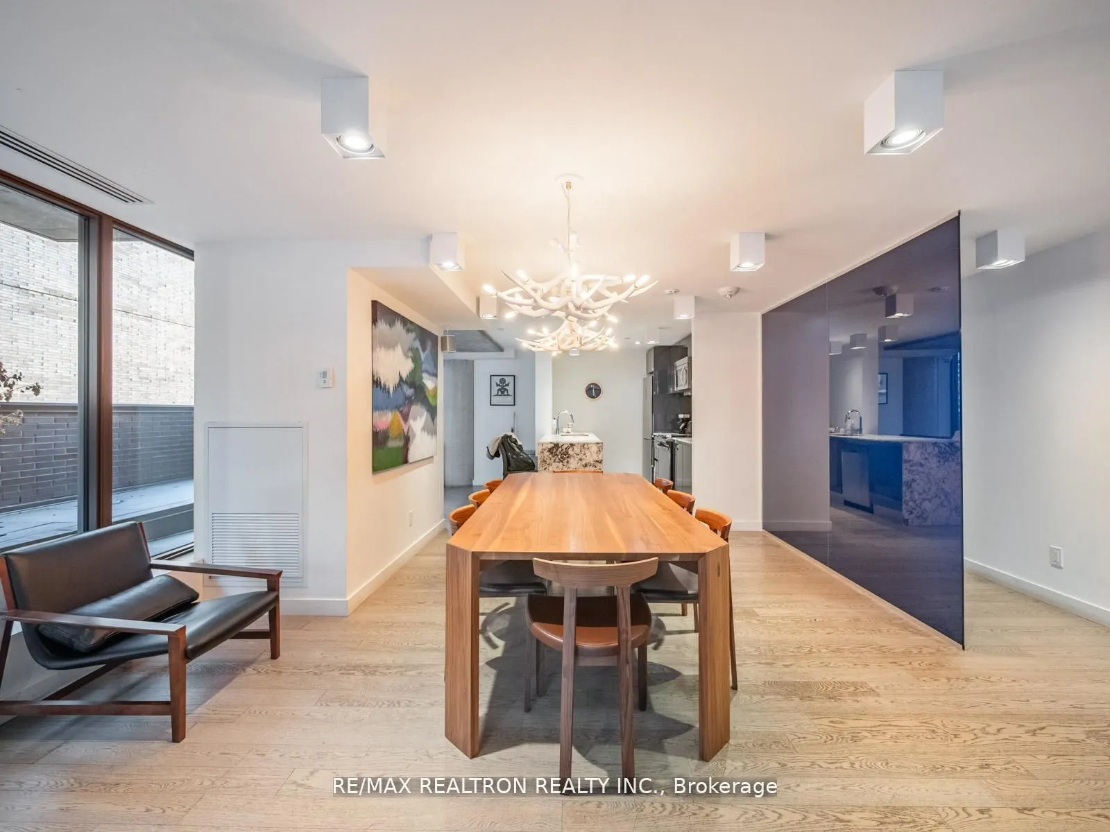 111 Bathurst Street, #1217