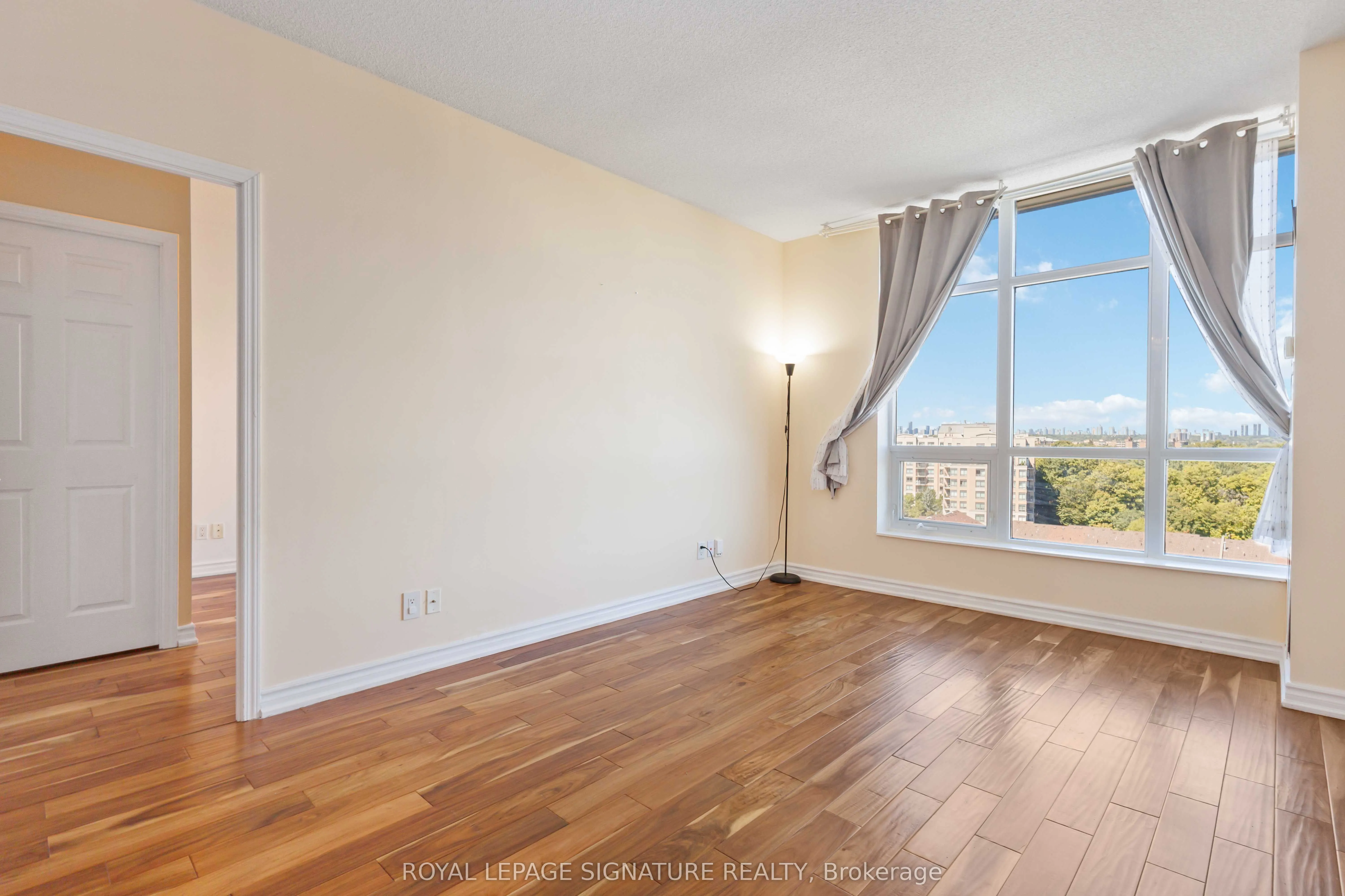 120 Dallimore Circle, #PH904